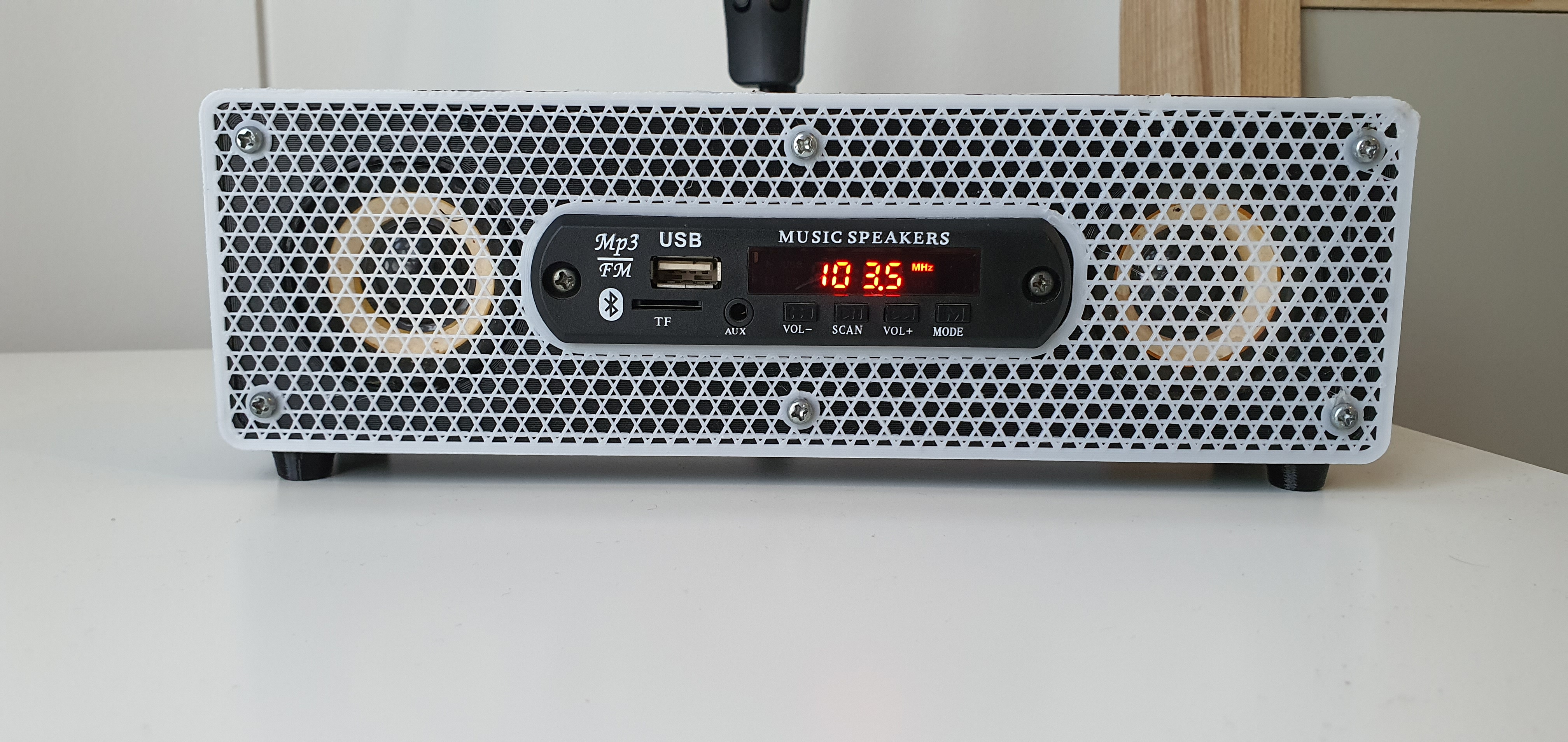 bluetooth speaker