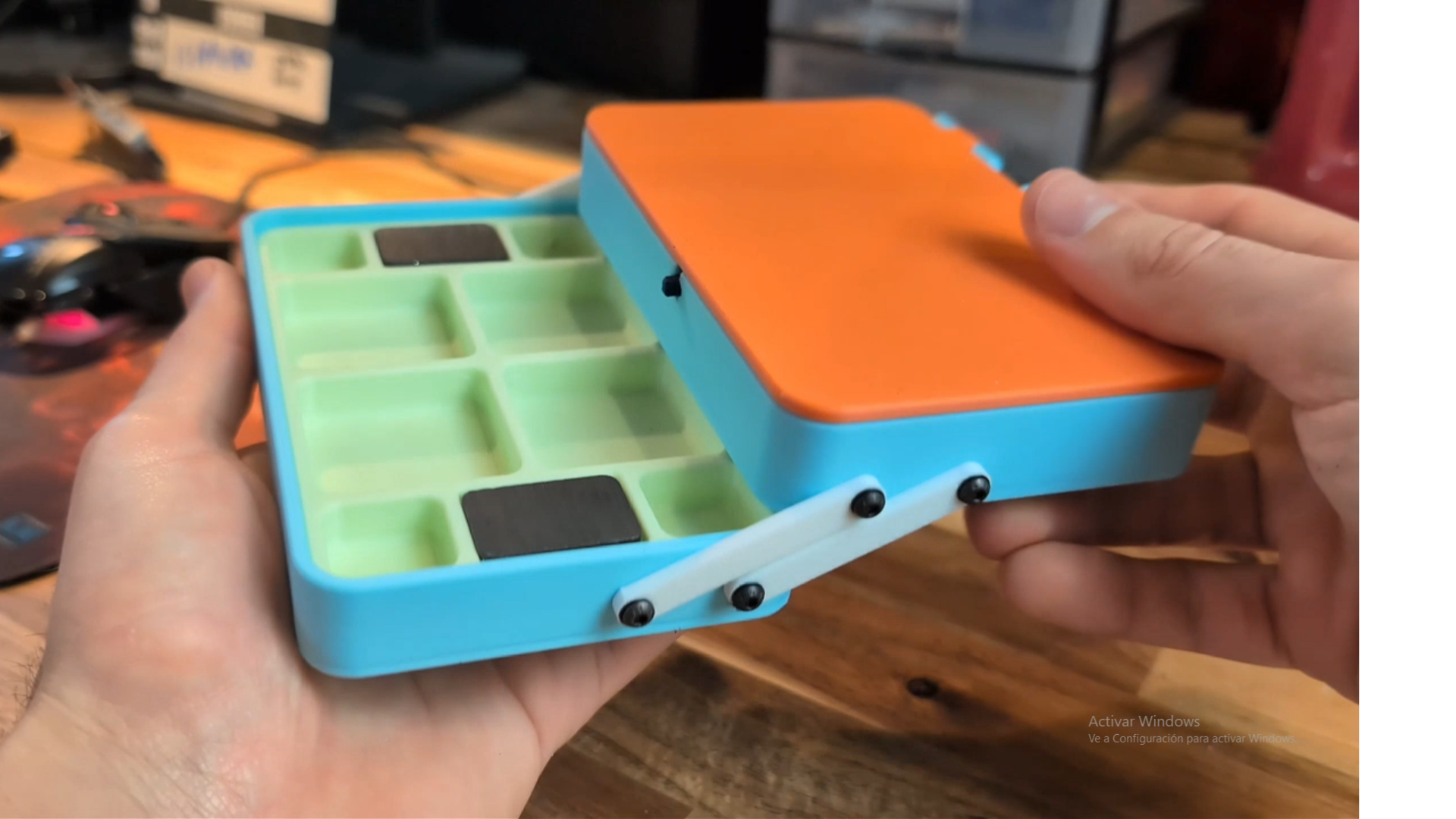 3D Printed Tool Box with Articulated Mechanism | Fusion 360 Project — thumbnail 3