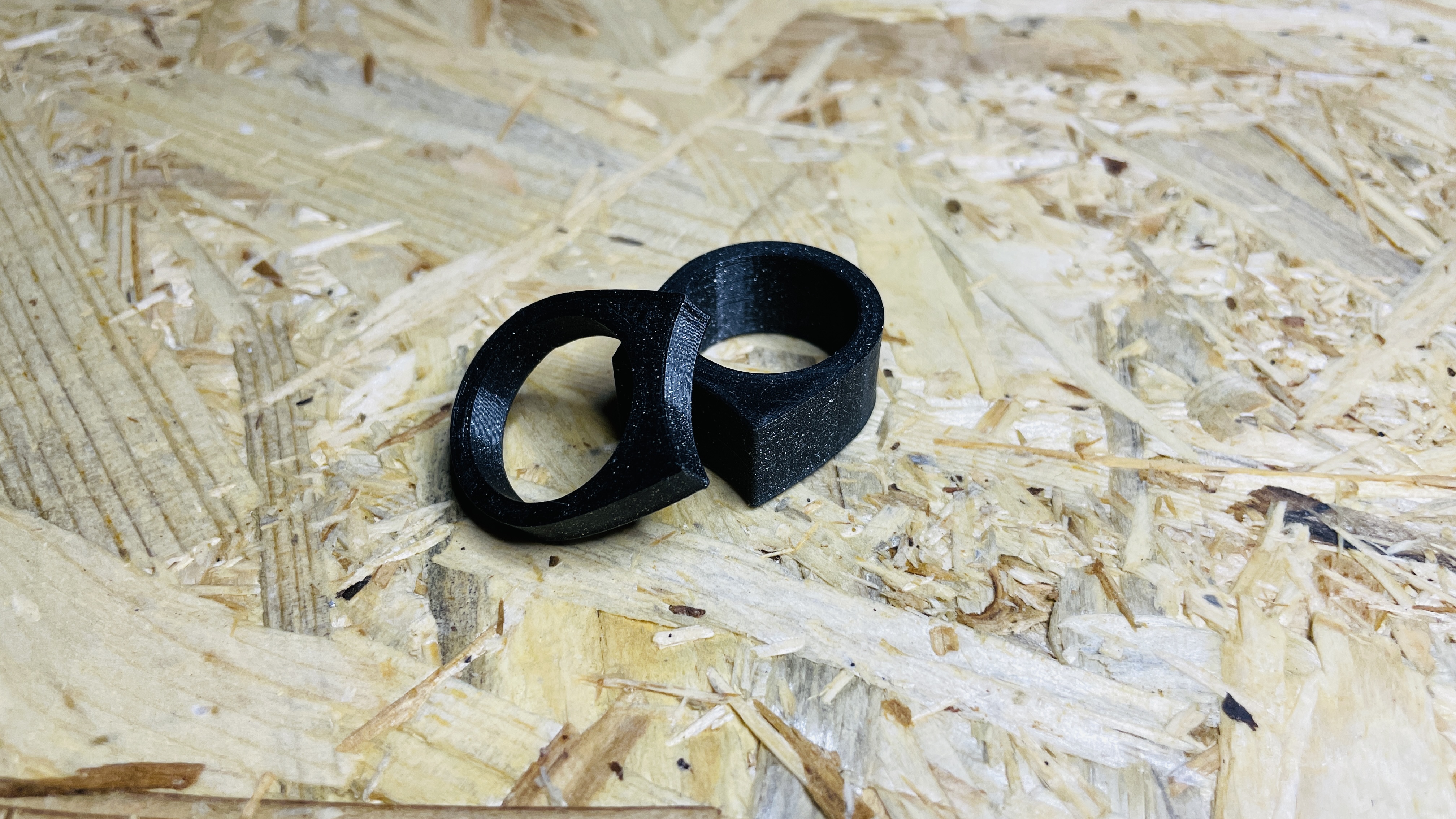 Miniatura 5 do modelo 3D CyberPunk Ring - The Moon