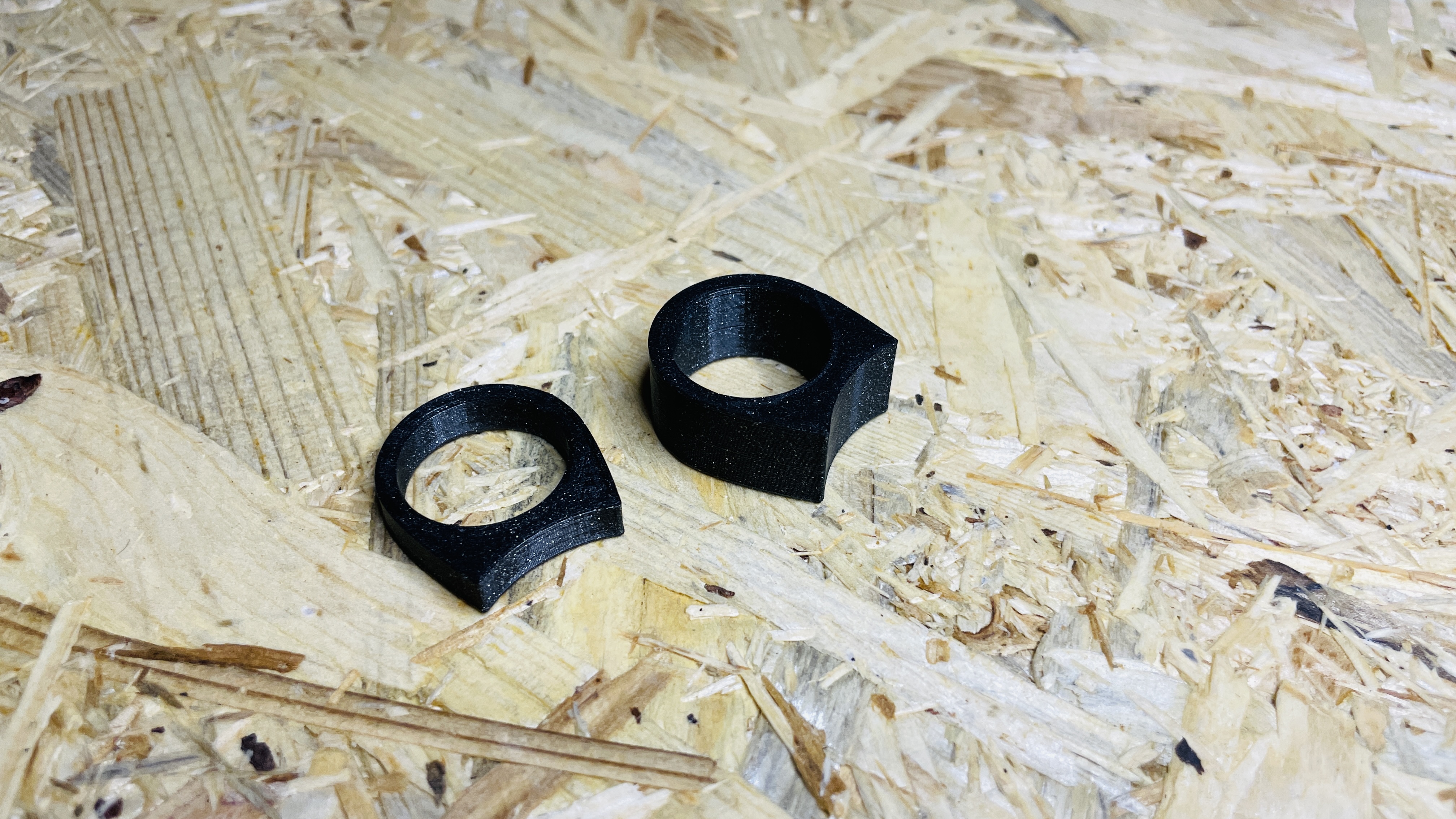 Miniatura 6 do modelo 3D CyberPunk Ring - The Moon