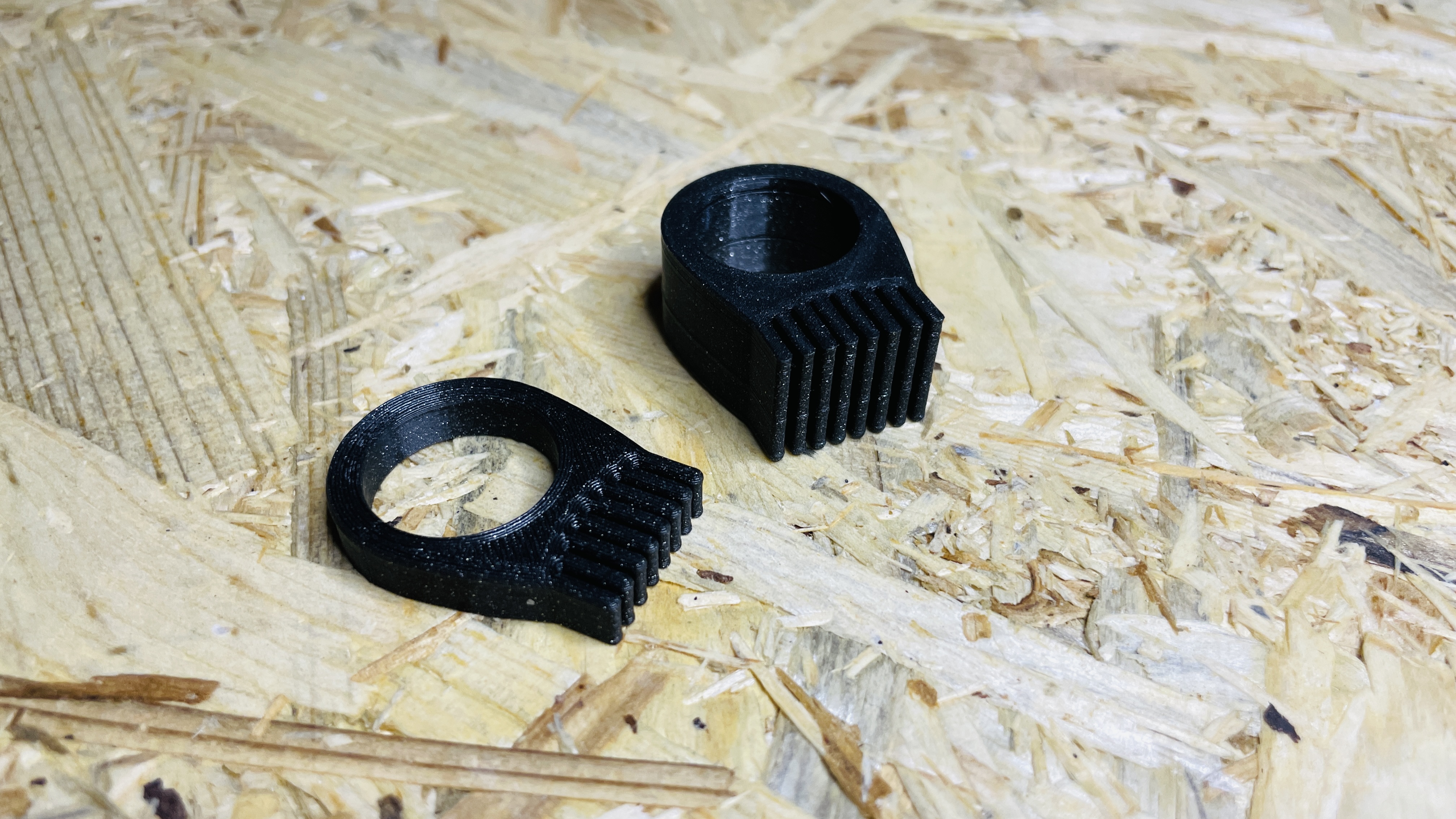 Miniatura 3 do modelo 3D CyberPunk Ring - TheRibs
