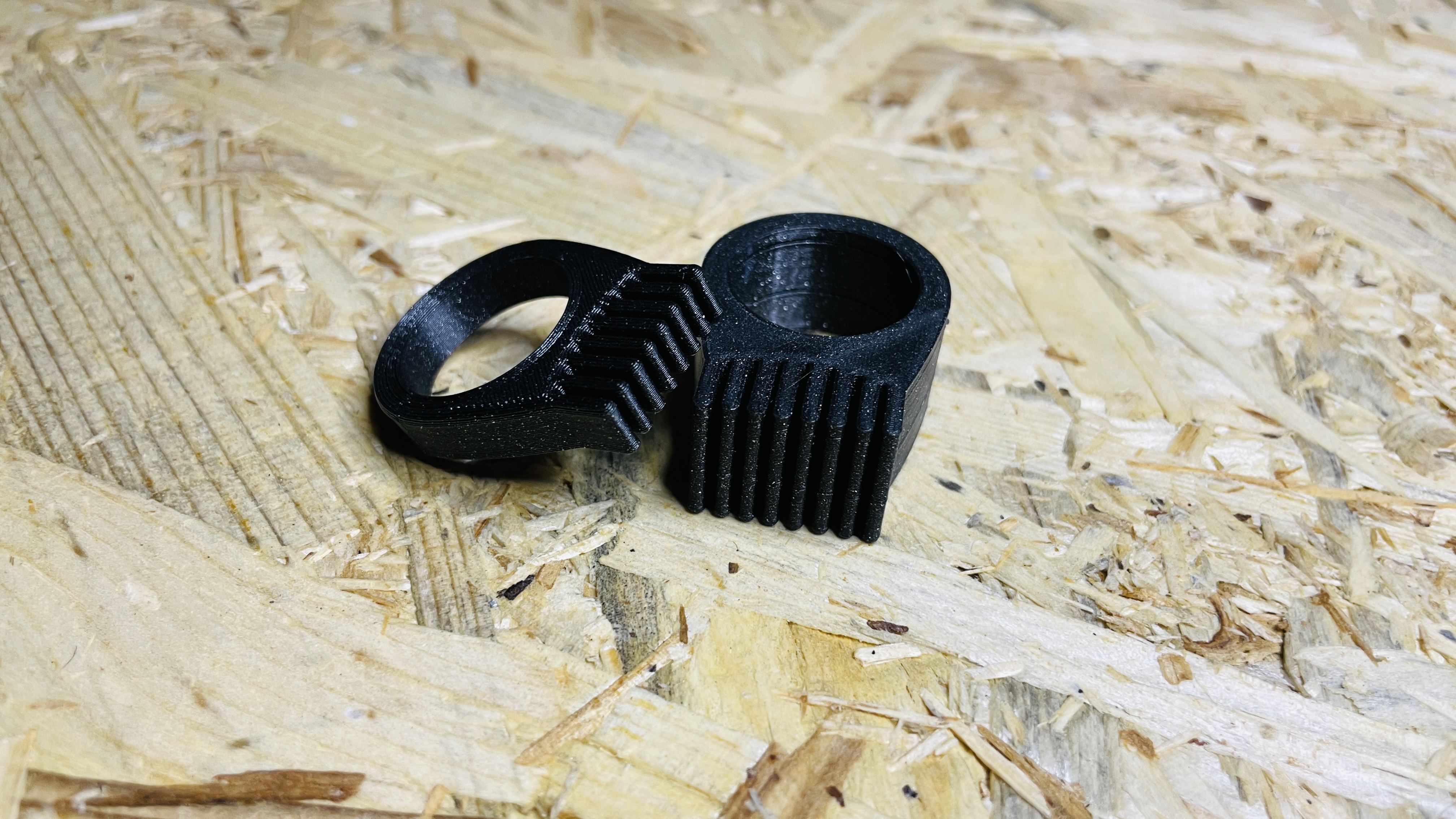 Miniatura 4 do modelo 3D CyberPunk Ring - TheRibs