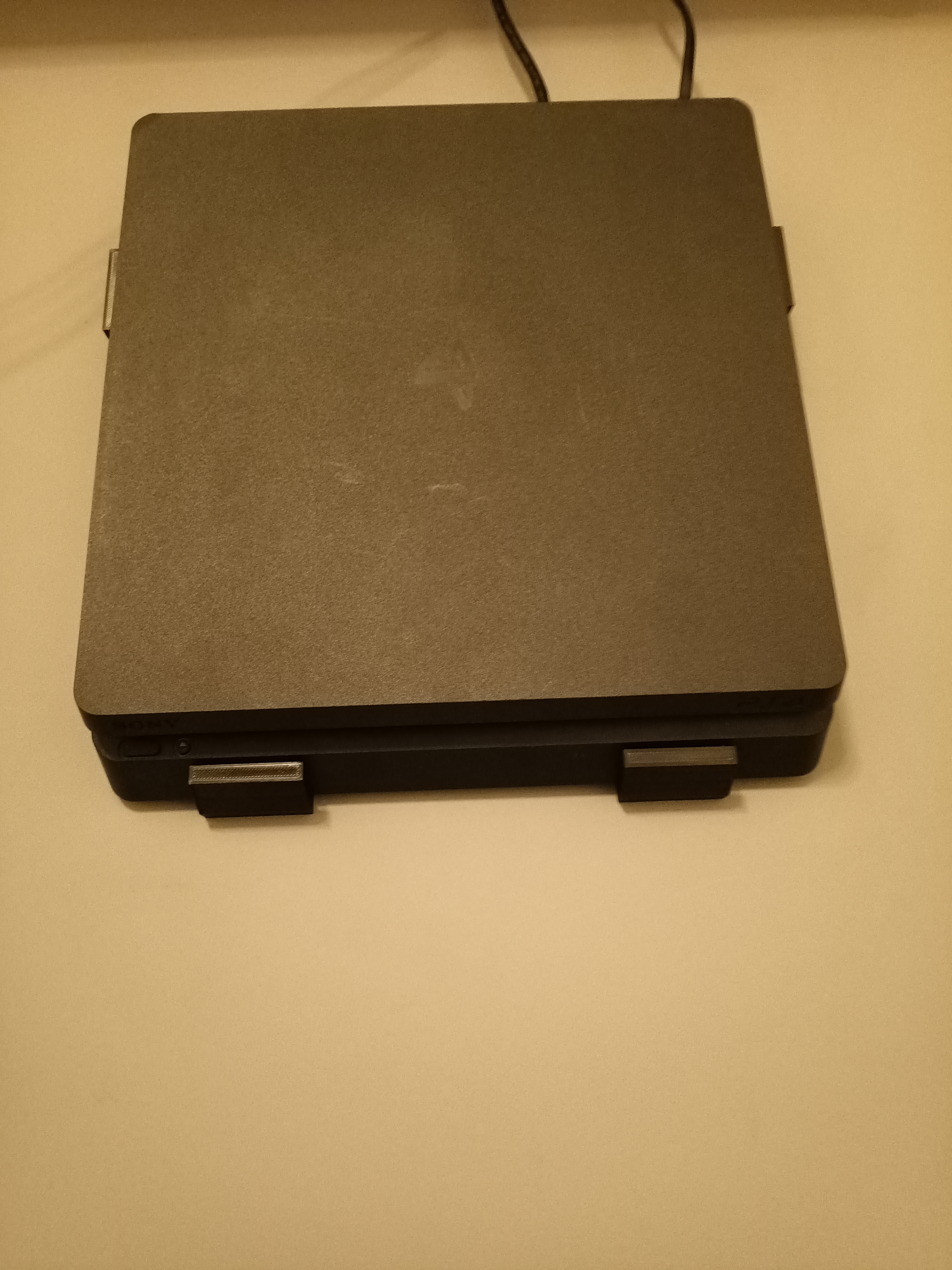 Miniatura 2 do modelo 3D PS4 Wall mount