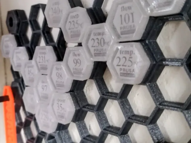 Transparency Knob Testers for Honeycomb Wall