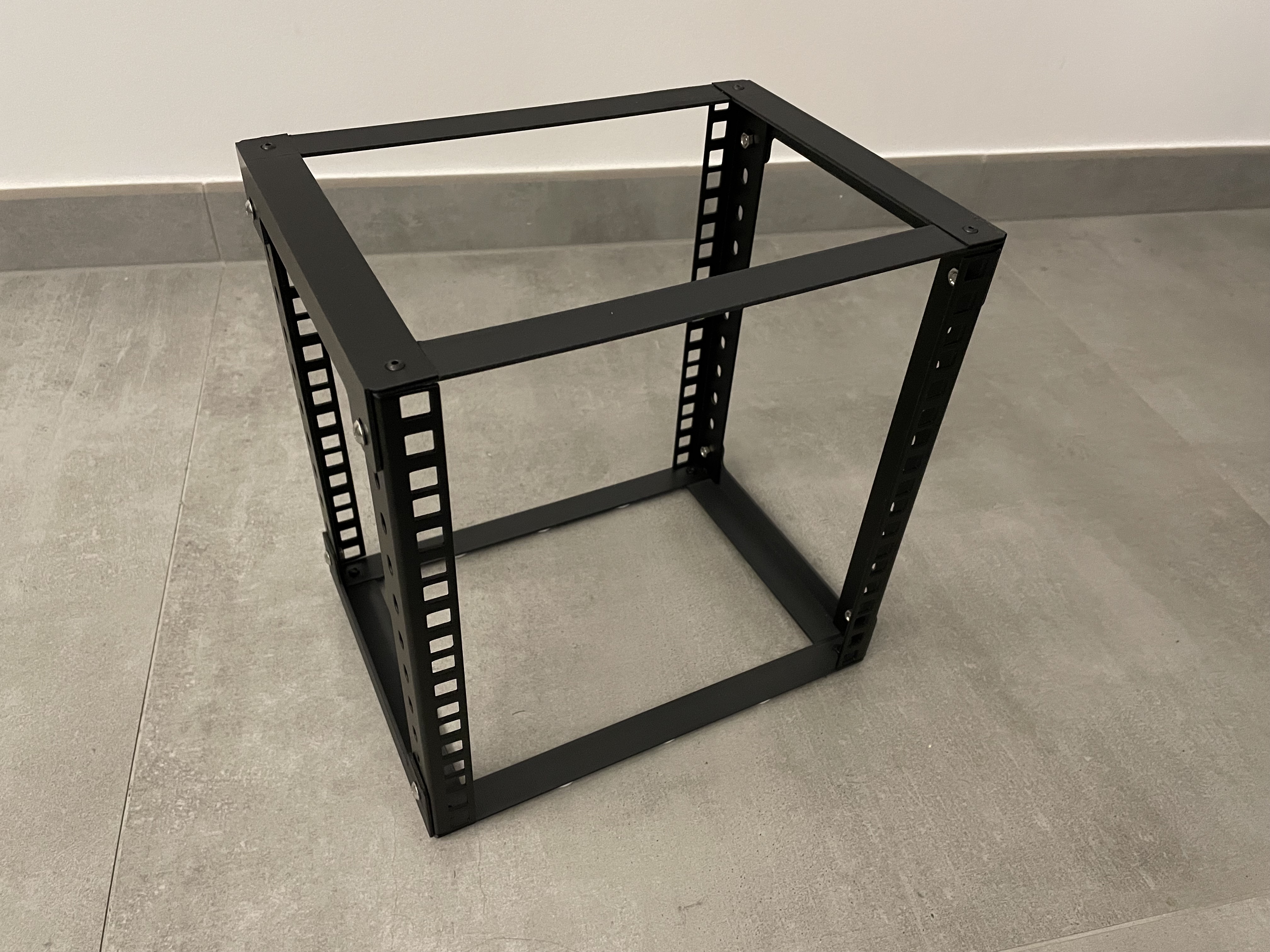 10" AH Rail Based Server/Network Rack
