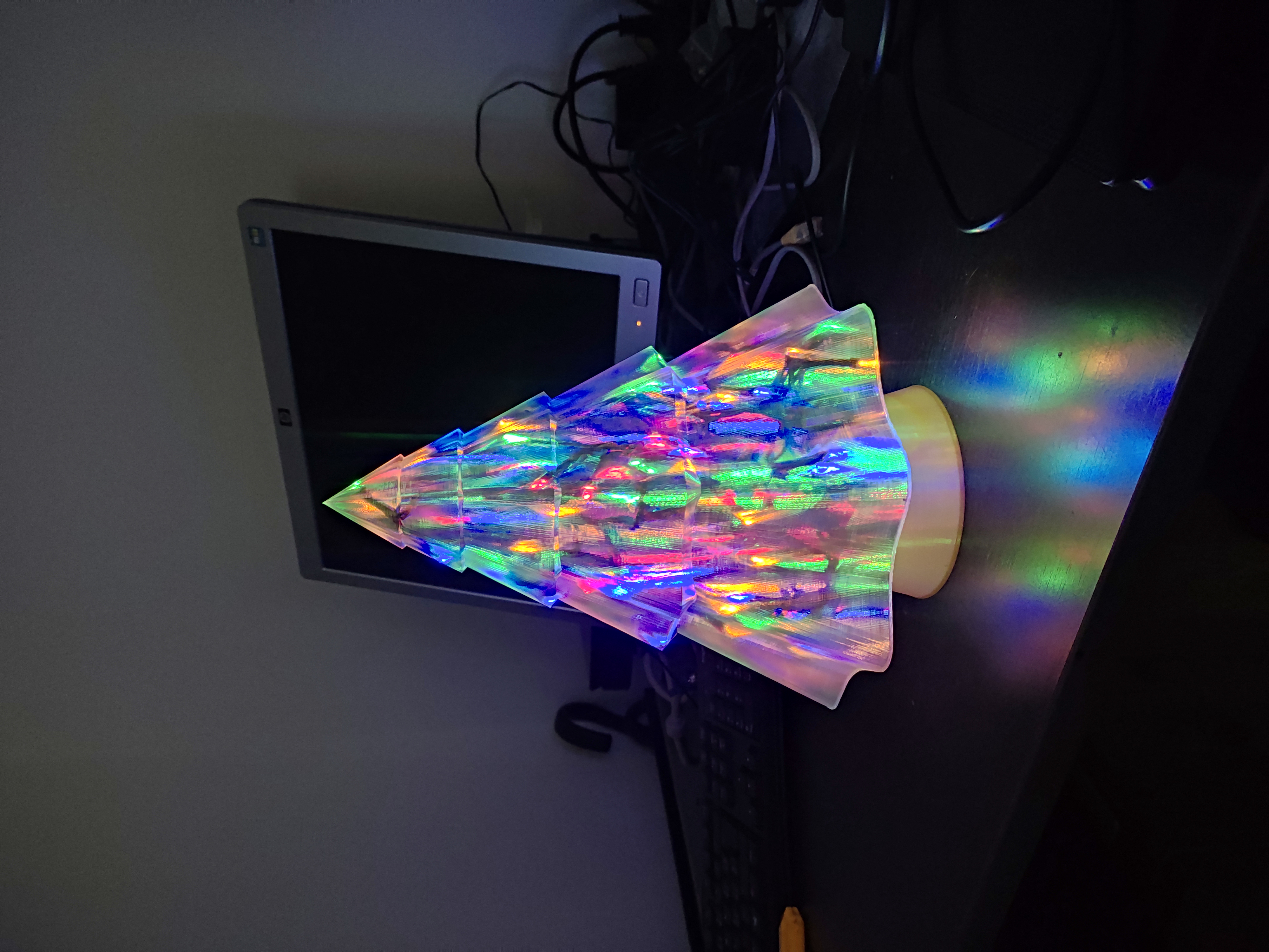 LED Christmas Tree (almost vase mode)