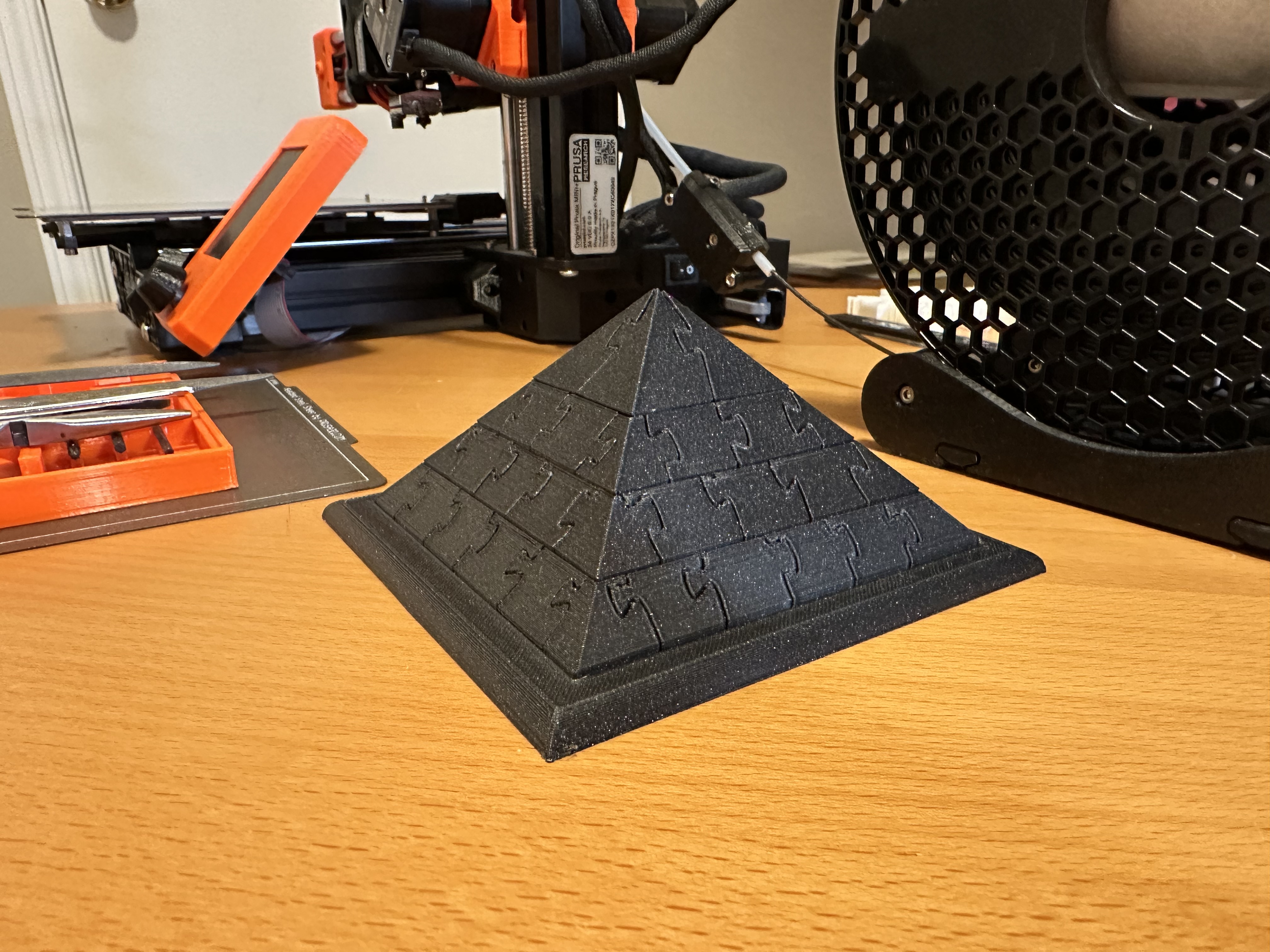 3D Pyramid Jigsaw Puzzle