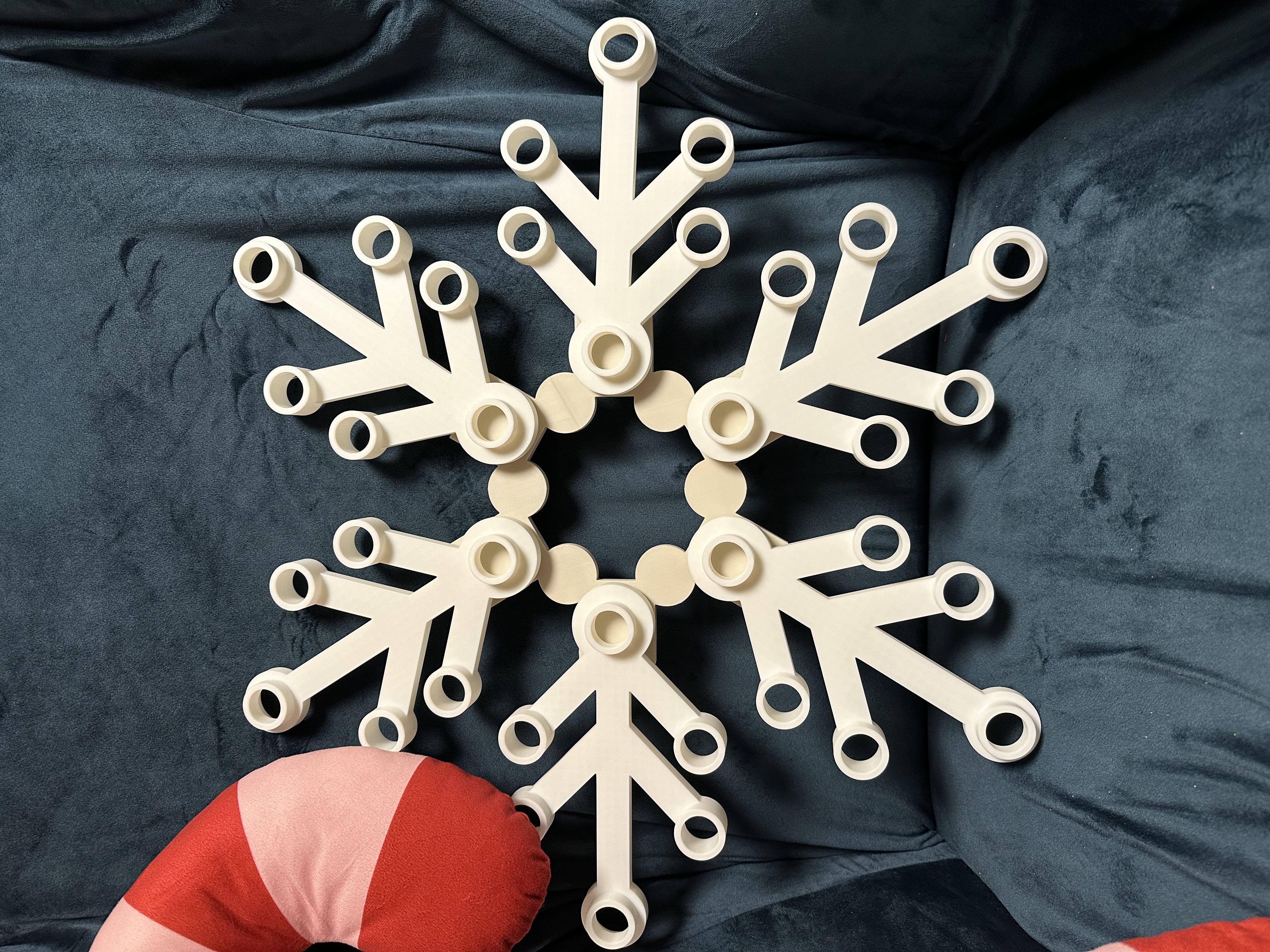 Giant LEGO Christmas Wreath MOD - base fit as a one part