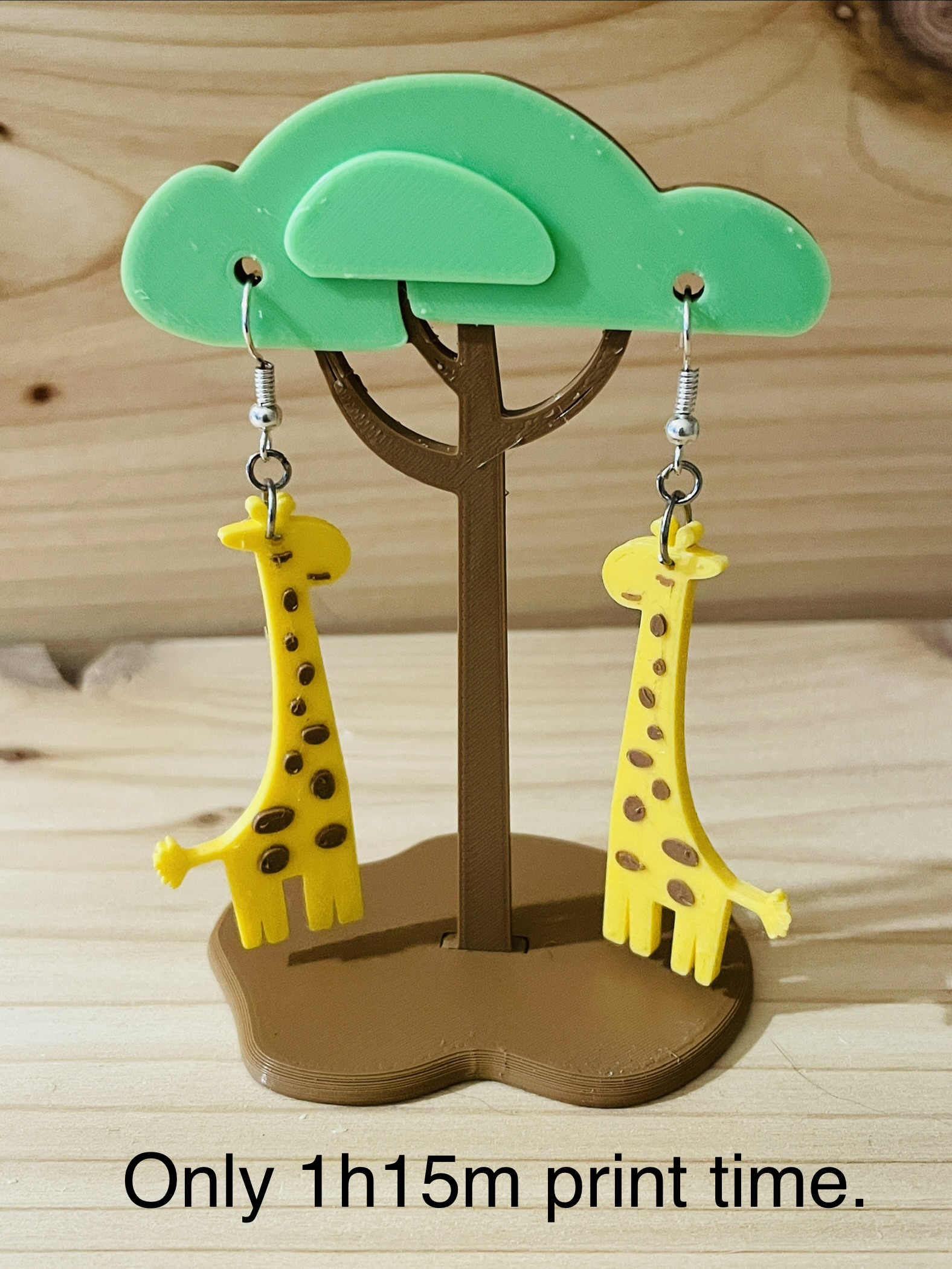 Ready-to-Gift   Giraffes earrings/display set