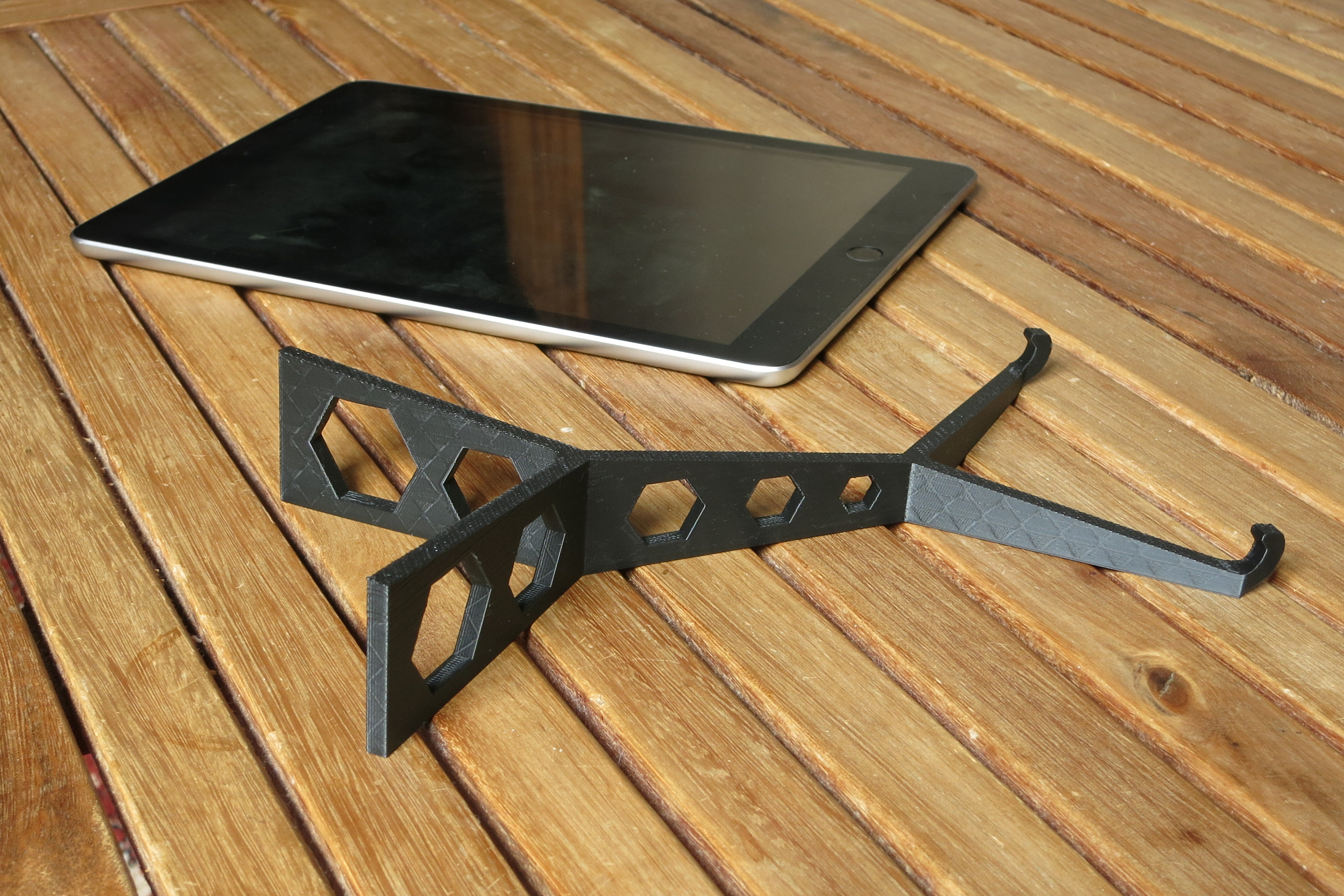 Light iPad stand — thumbnail 2