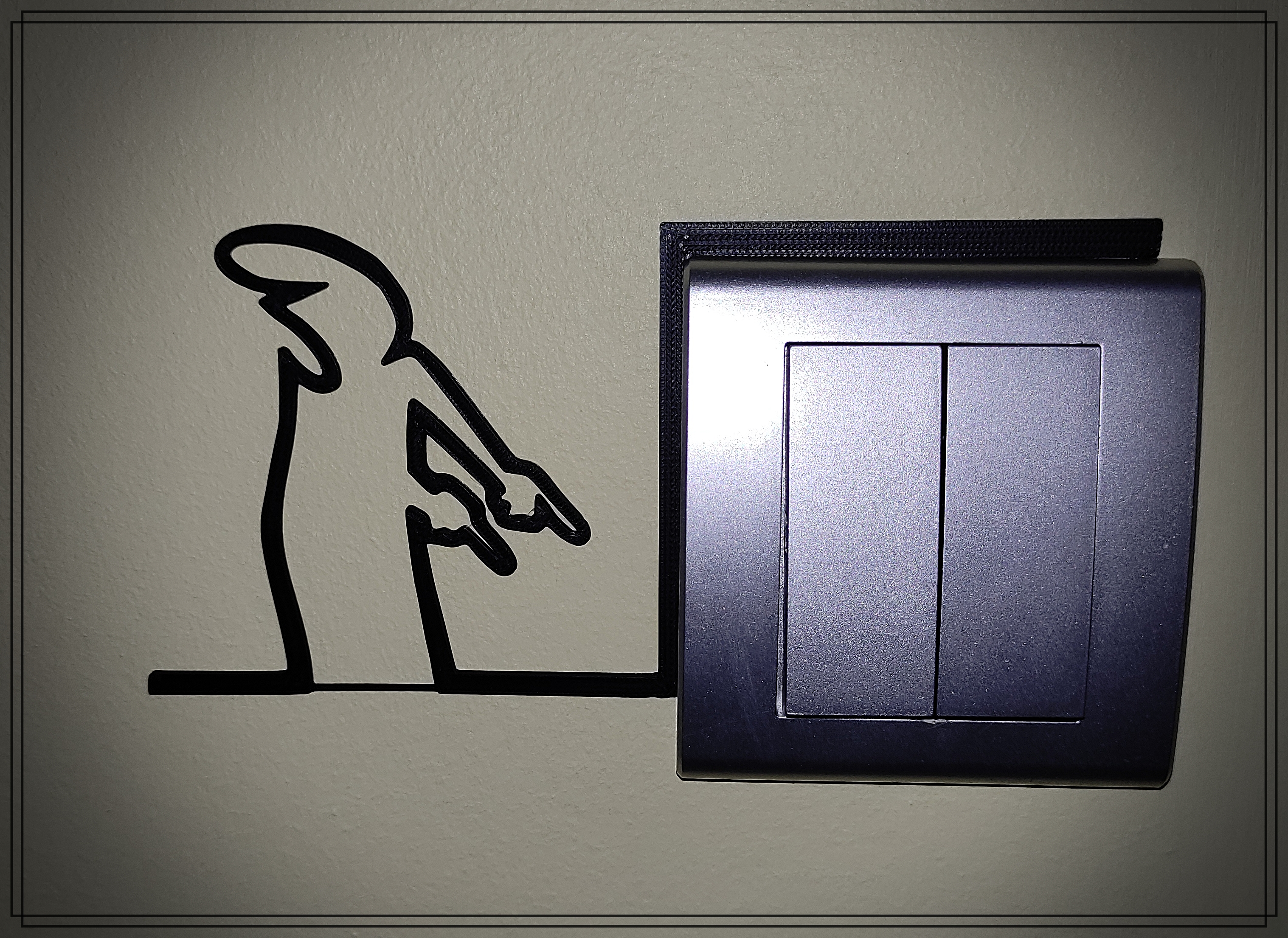 Funny Light Switch Gadget – La Linea Balum 15