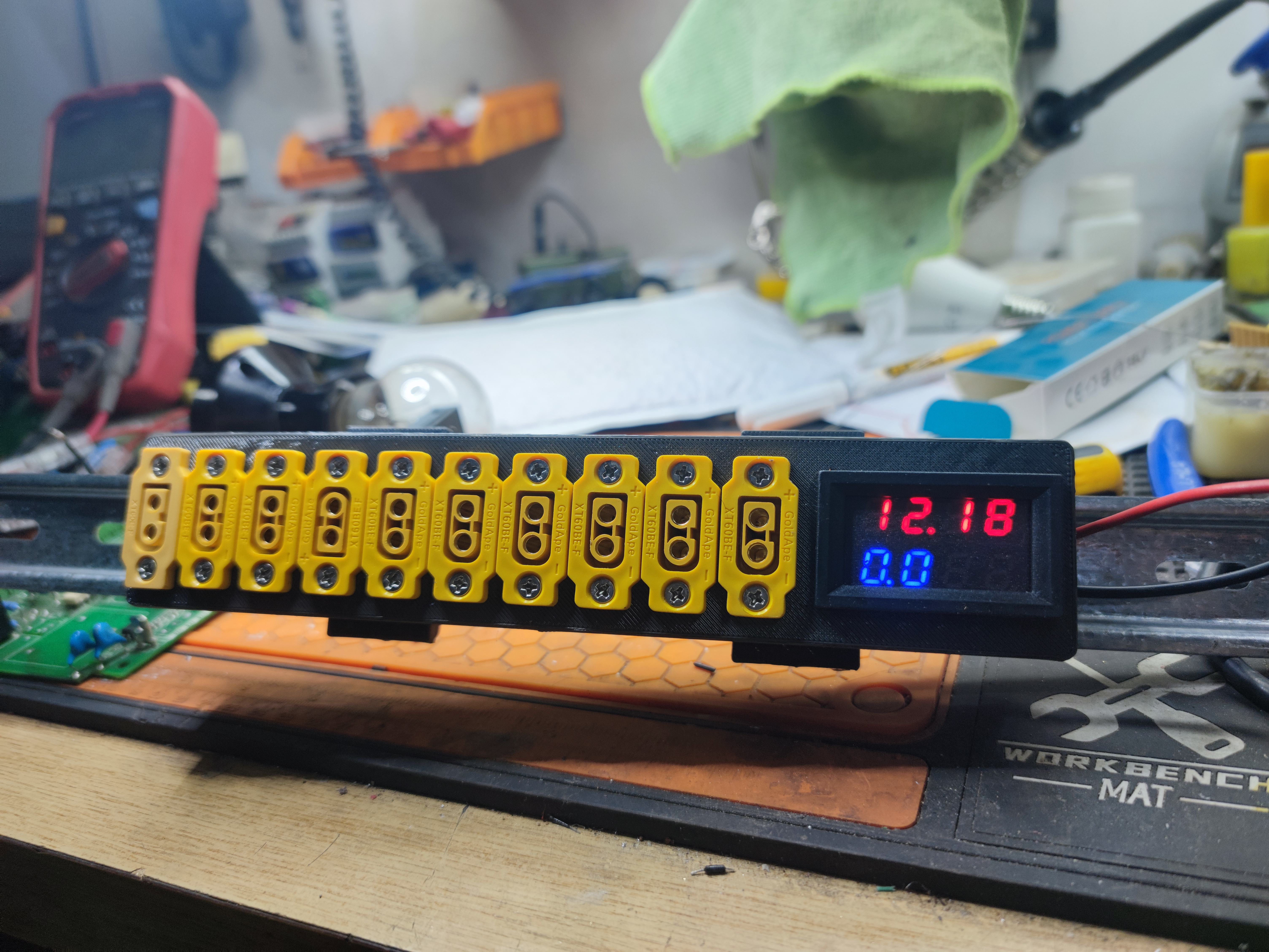 XT60 Splitter 10x for DIN-RAIL