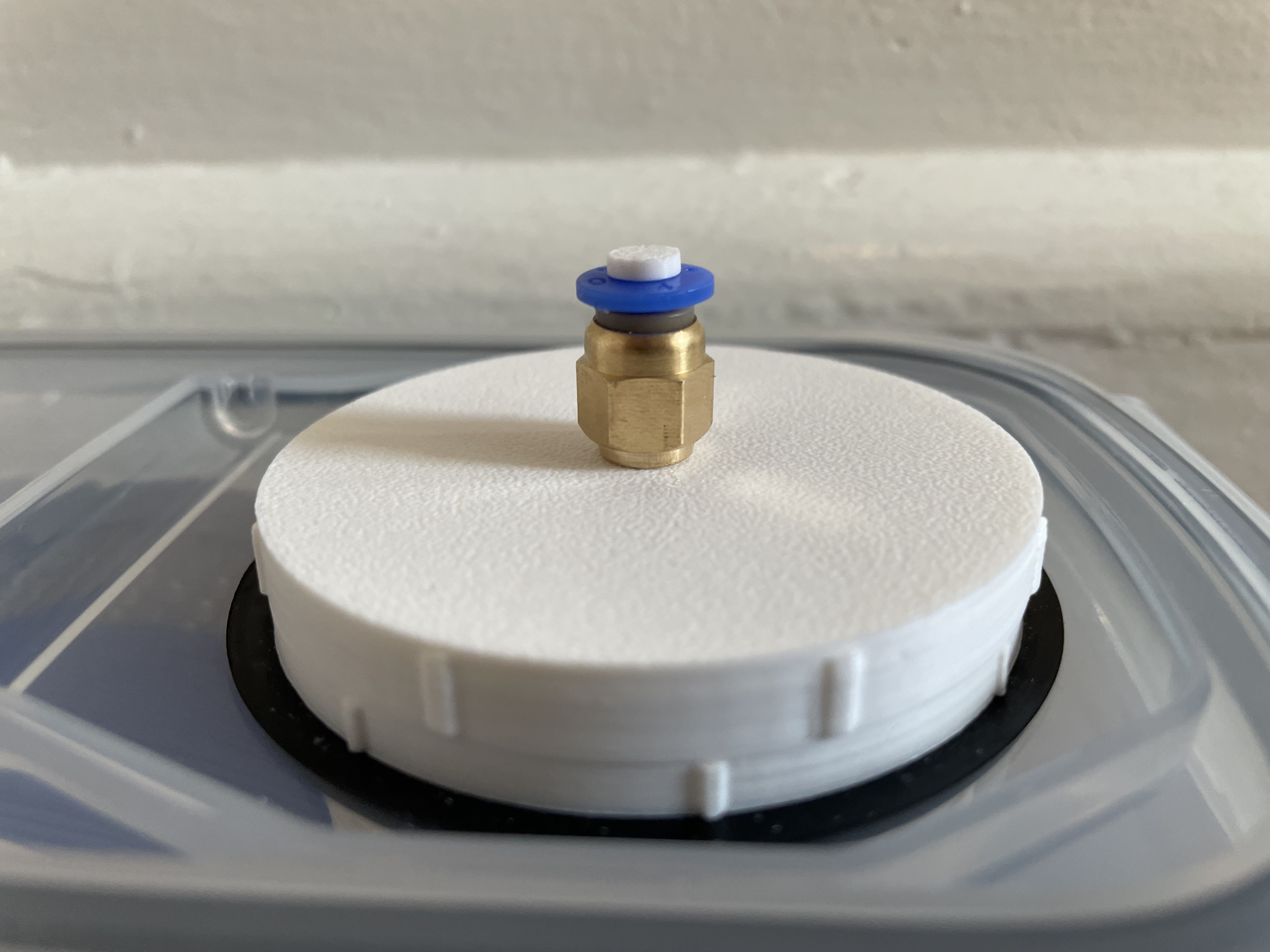 4L Cereal Dry Box Cap, PTFE Passthrough and Desiccant Holder