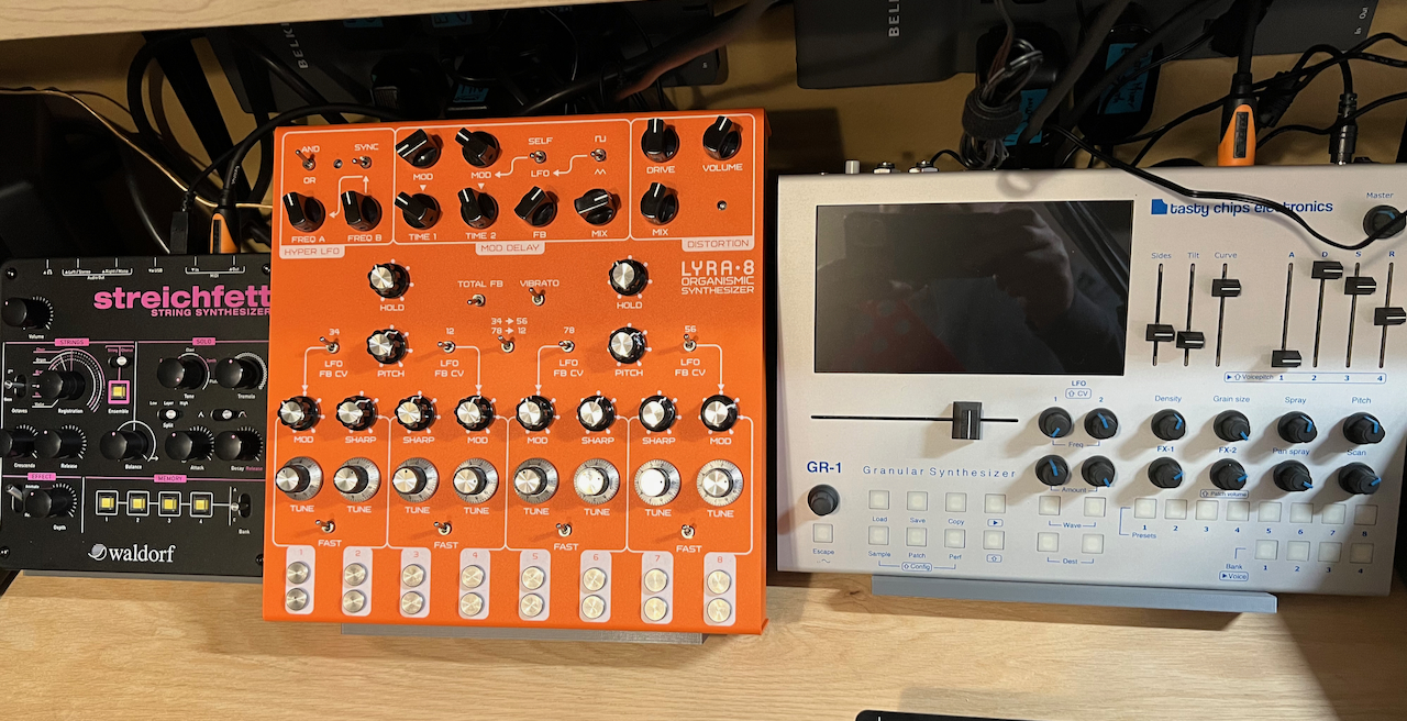 Synthesizer Stand 45 degree angle by RobertusMaximus Download free