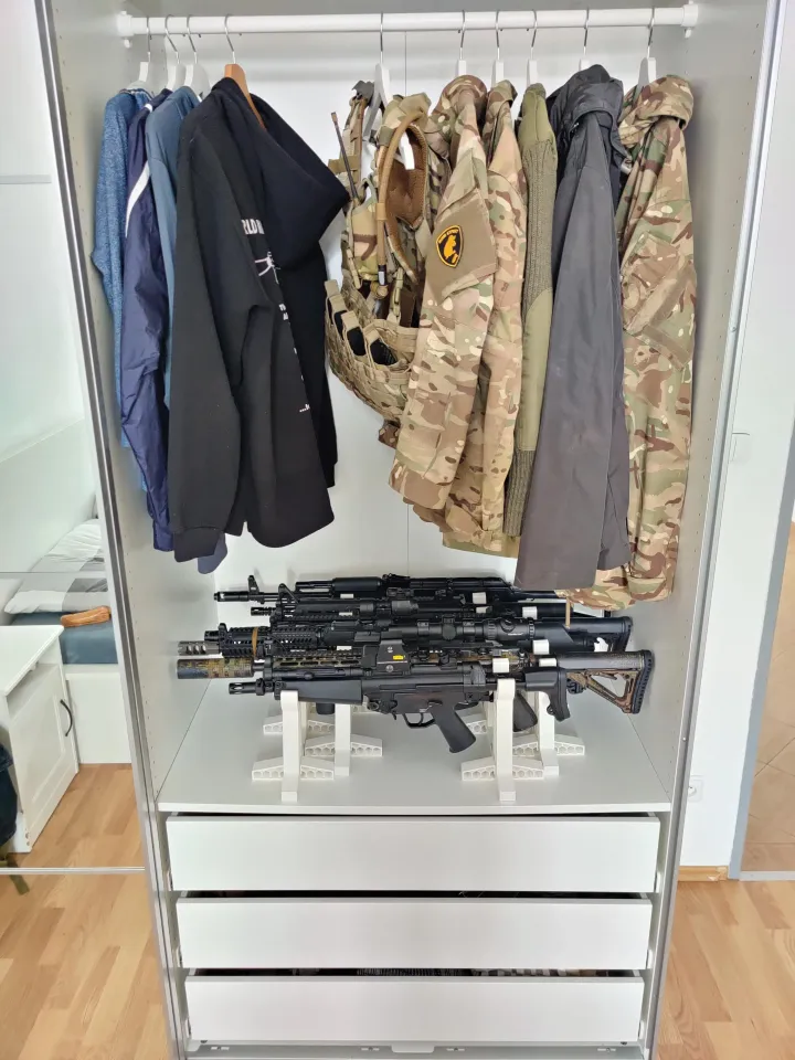Modular, stackable rifle stand by michalgerhat | Download free STL ...