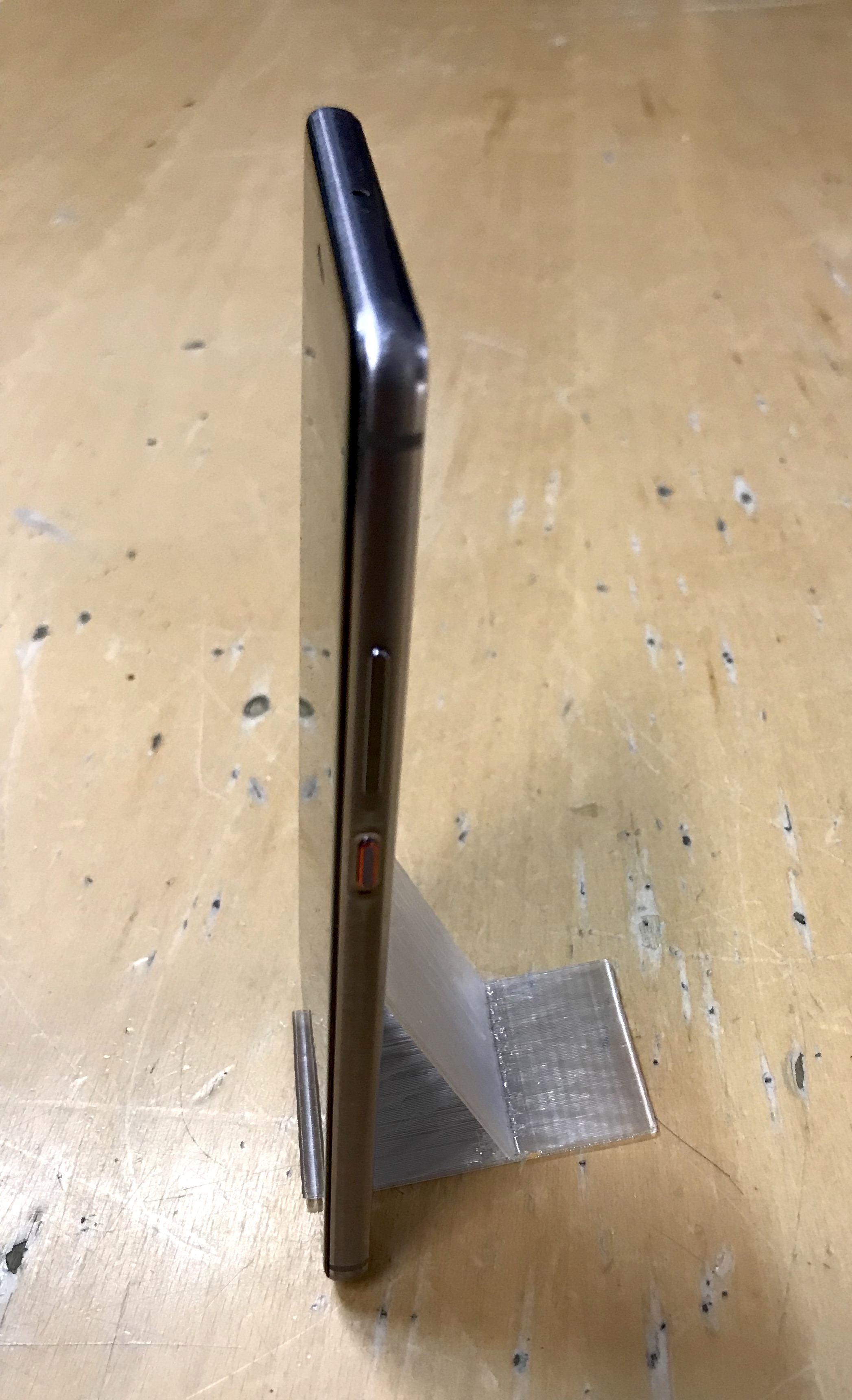 Minimalistic Phone Stand (for Photography)