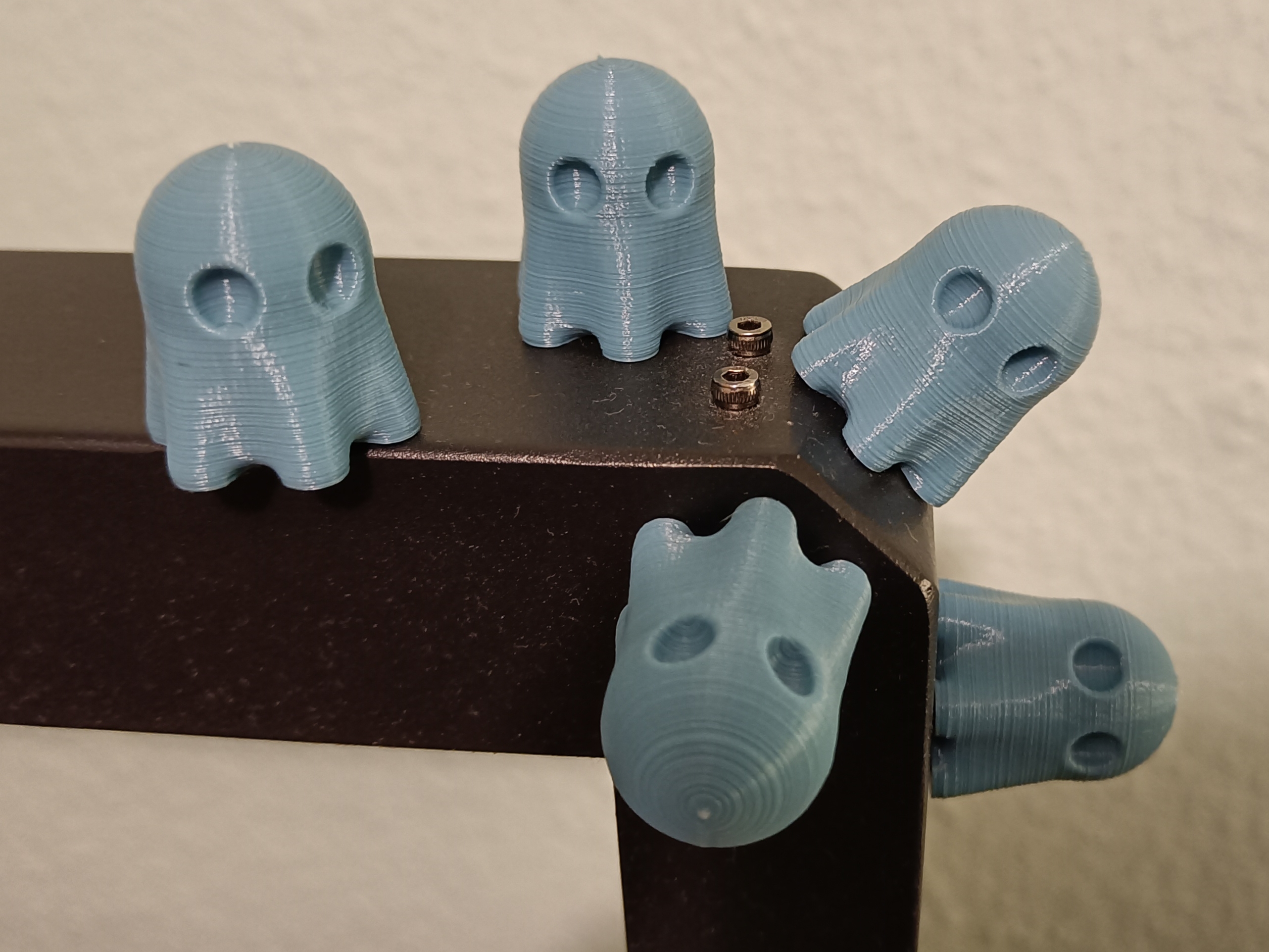 Miniatura 3 do modelo 3D Pacman Ghost Magnet