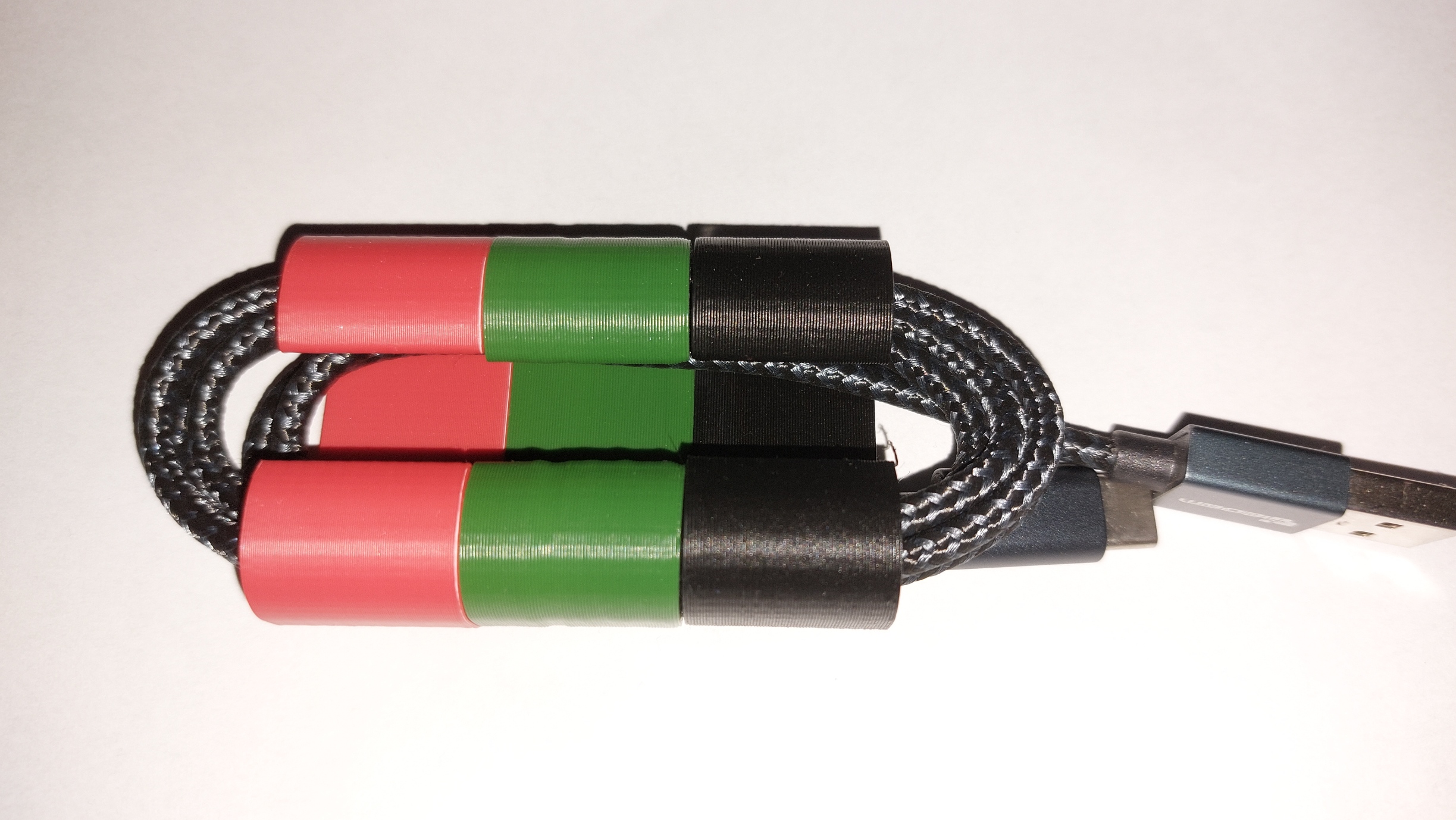 Miniatura 4 do modelo 3D Cable clip organizer