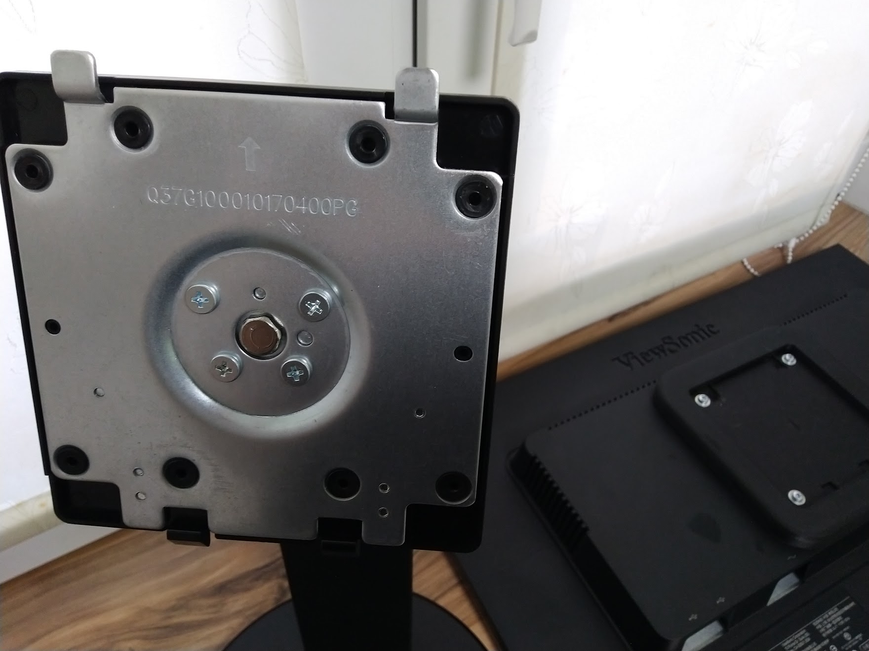 VESA adapter plate for quick release monitor stand