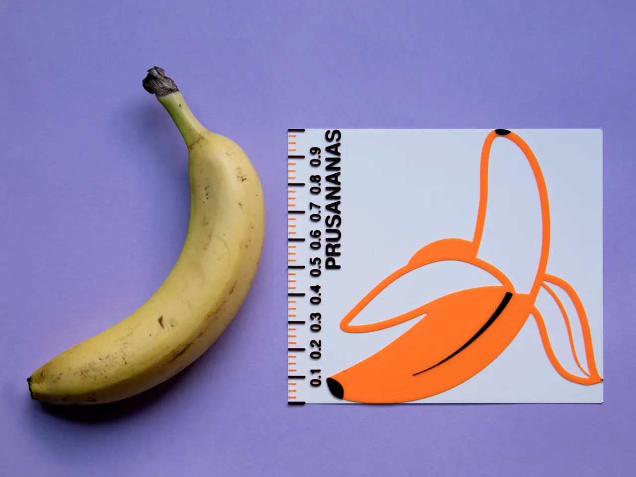 Banana for scale - Customizable OpenSCAD by Xavier Faraudo