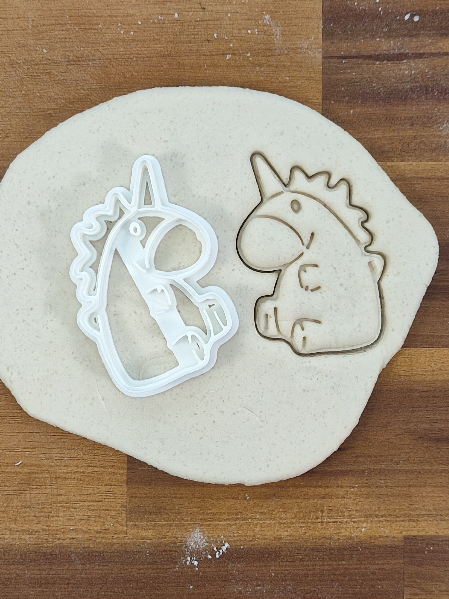 Cute unicorn cookie cutter by Theodor Download free STL model