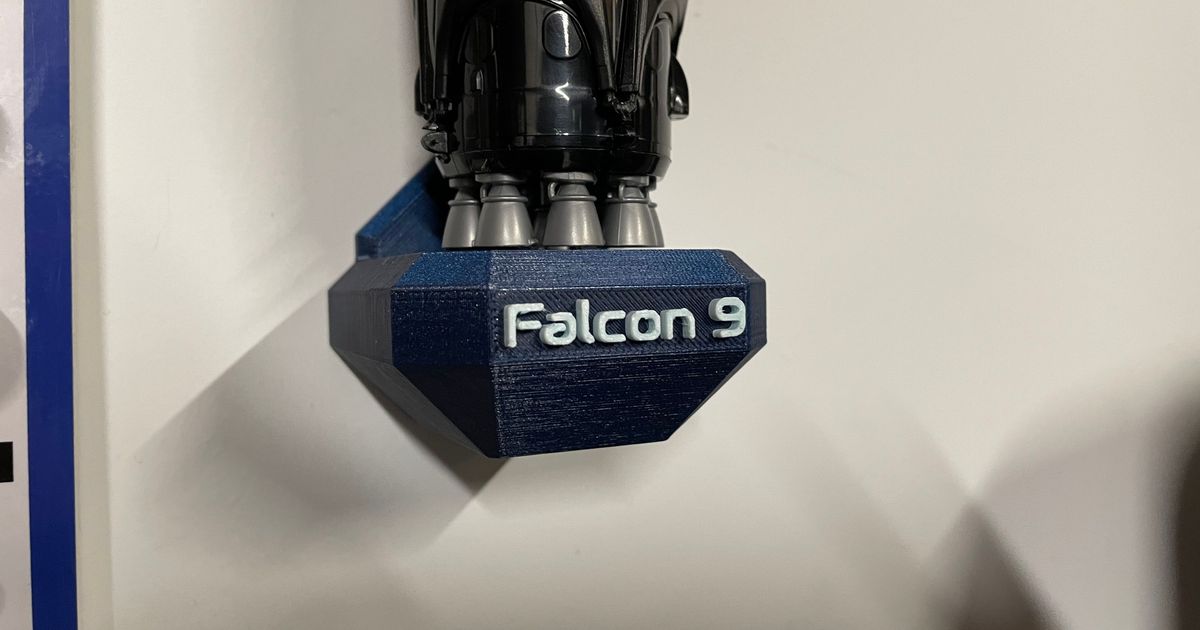 Estes SpaceX Falcon 9 Display Mini-Shelf by Drakein3D | Download free