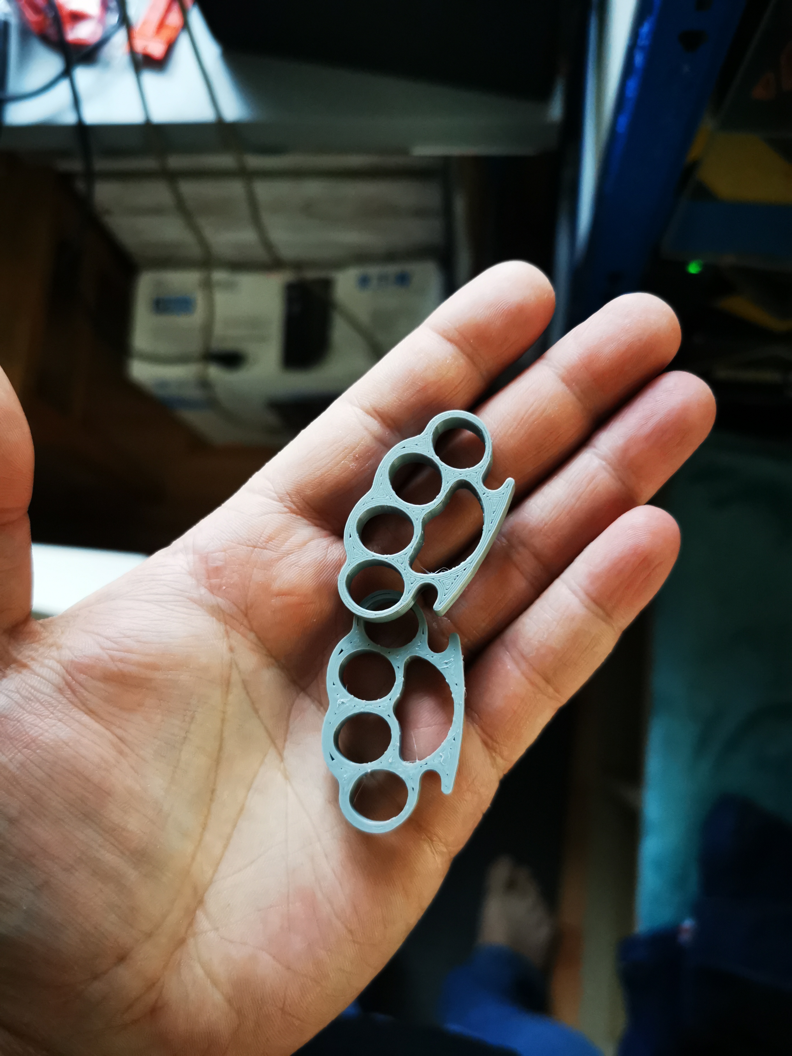 Knuckles chain