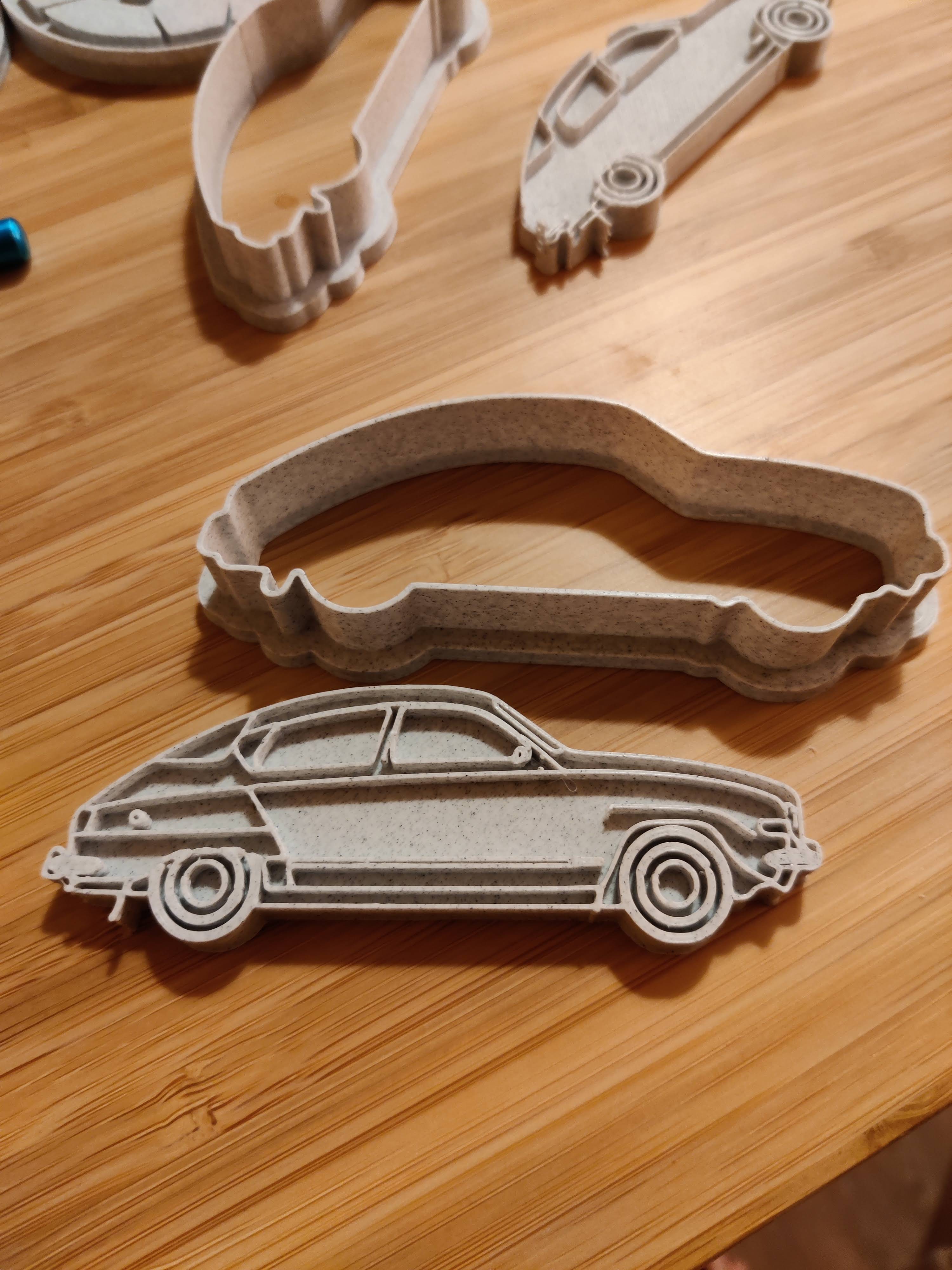 Saab 96 V4 car cookie cutter