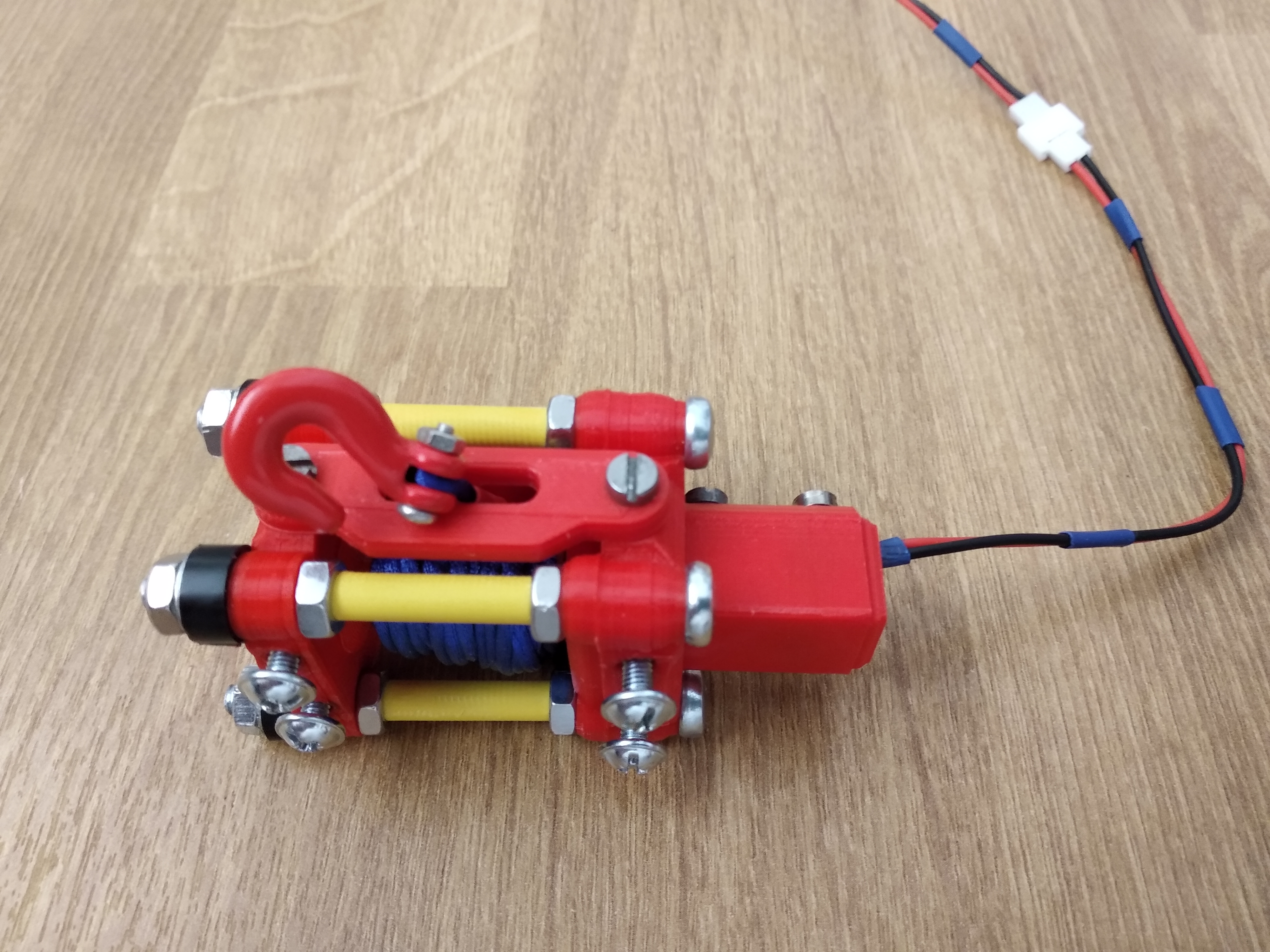 Winch for RC cars