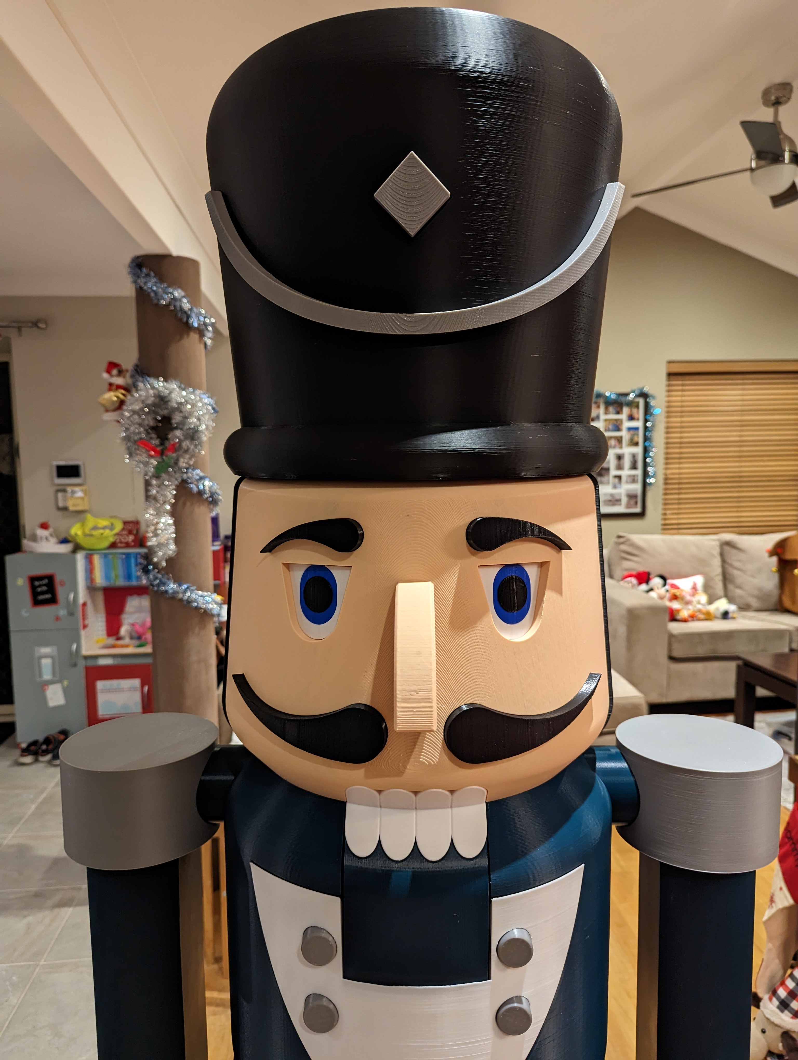 Miniatura 2 do modelo 3D Giant Nutcracker