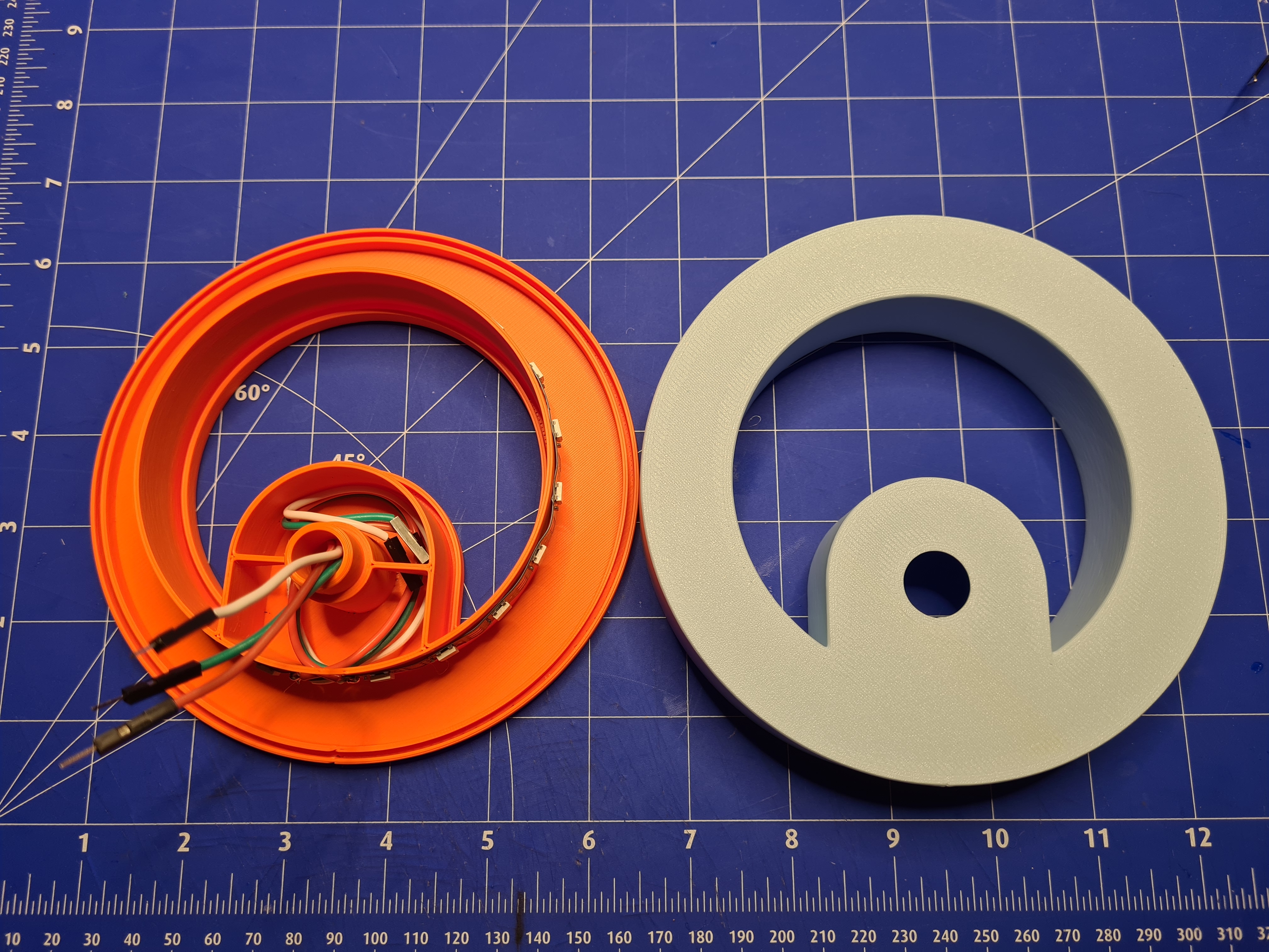 Miniatura 12 do modelo 3D Wing Lamp (update Ring Element) Stack and Rotatable (Video)