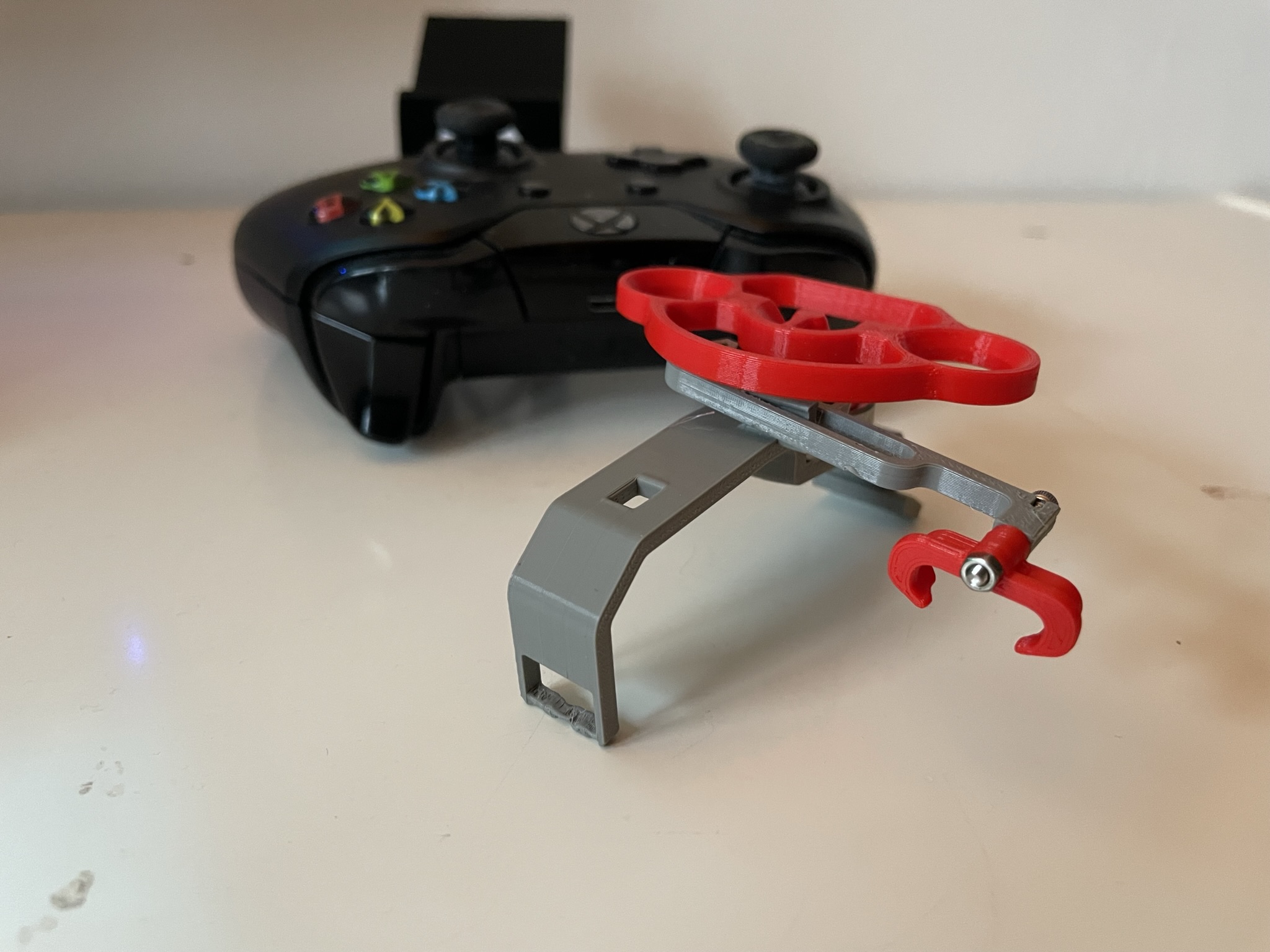 Miniatura 3 do modelo 3D Xbox Controller Wheel Frame With Cable Hole