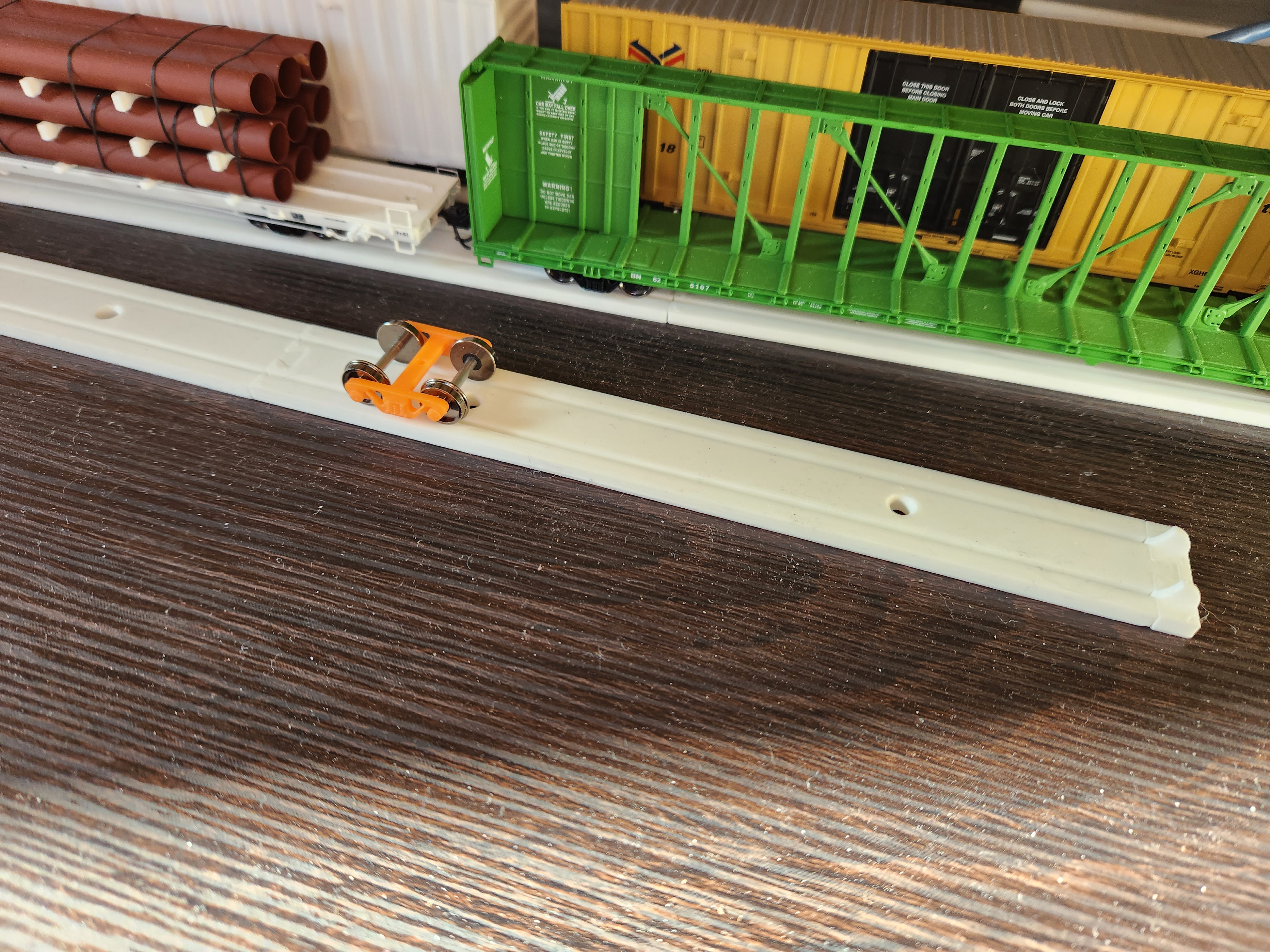 HO Display Track