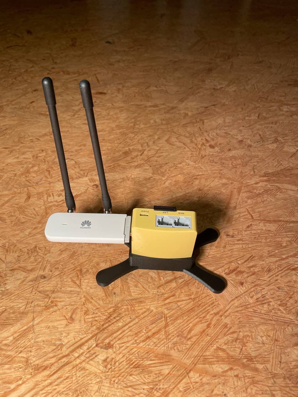 GL iNet MT300N-V2 Standfuß