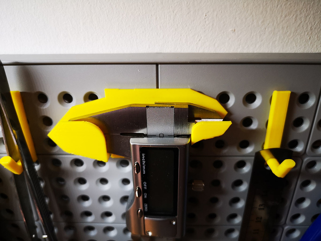 Caliper Holder for Keter Pegboard