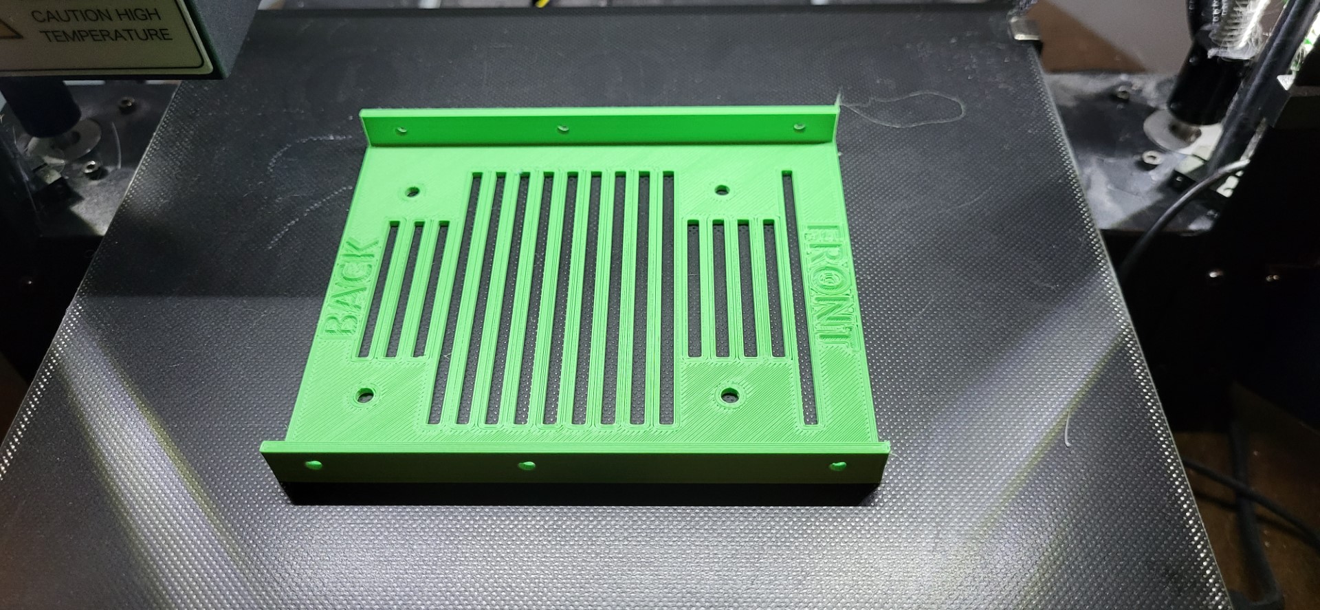 Miniatura 2 do modelo 3D Simple Hard Drive Bracket (Long)