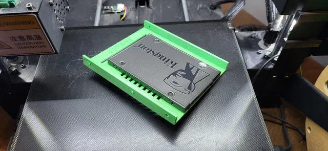 Simple Hard Drive Bracket (Long)