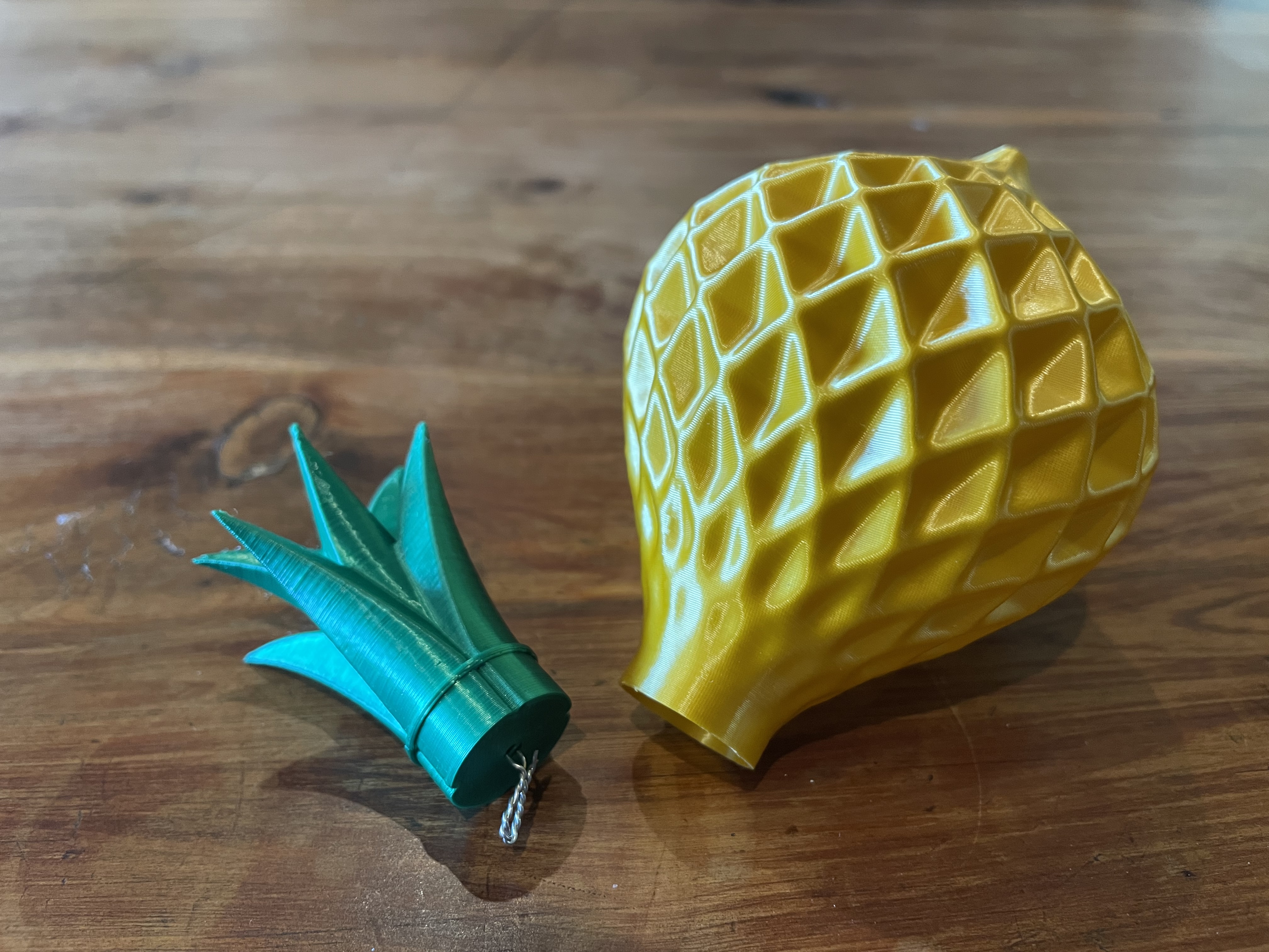 Miniatura 4 do modelo 3D Pineapple Ornament