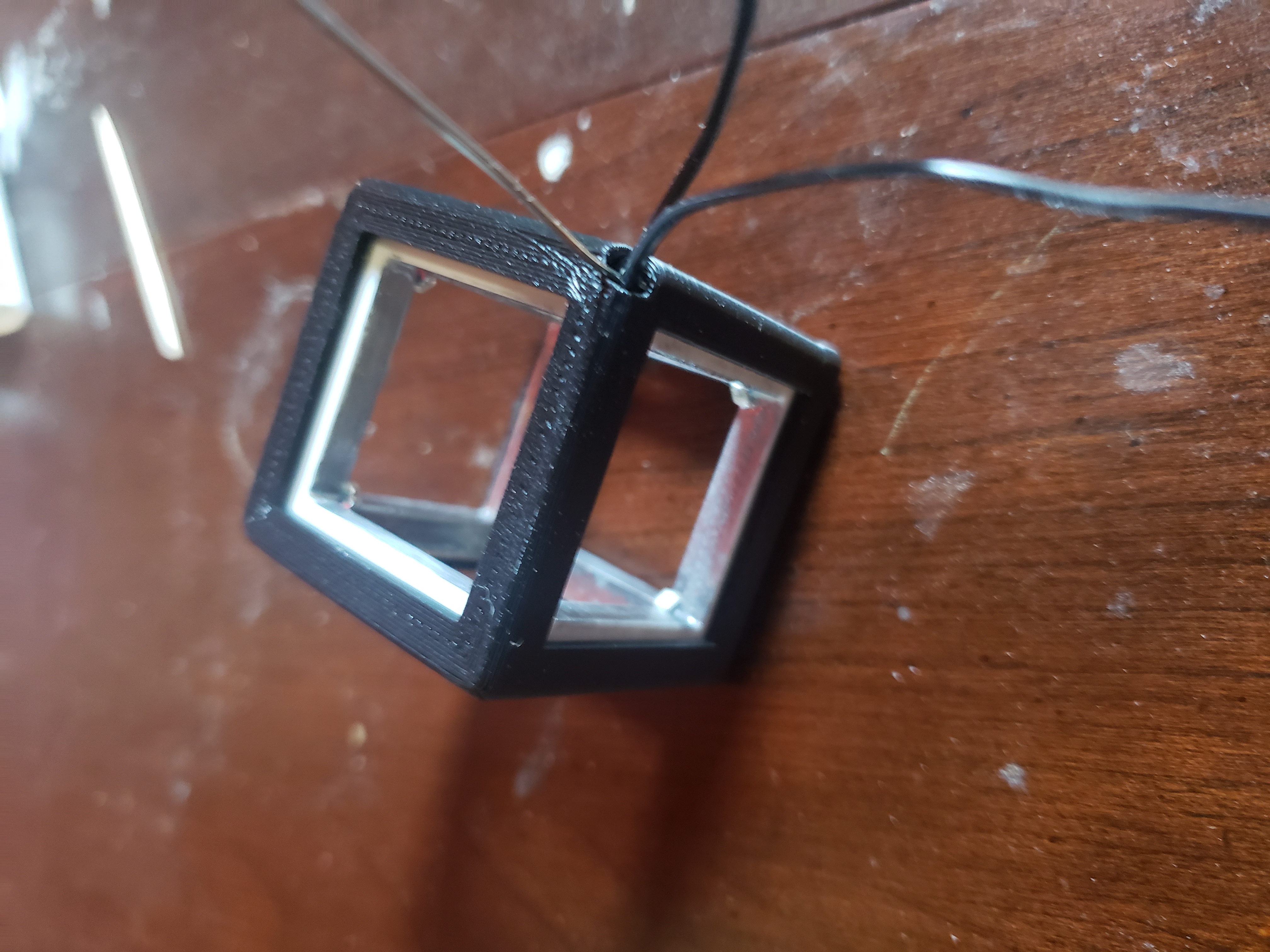 Miniatura 6 do modelo 3D Infinity Cube Earrings