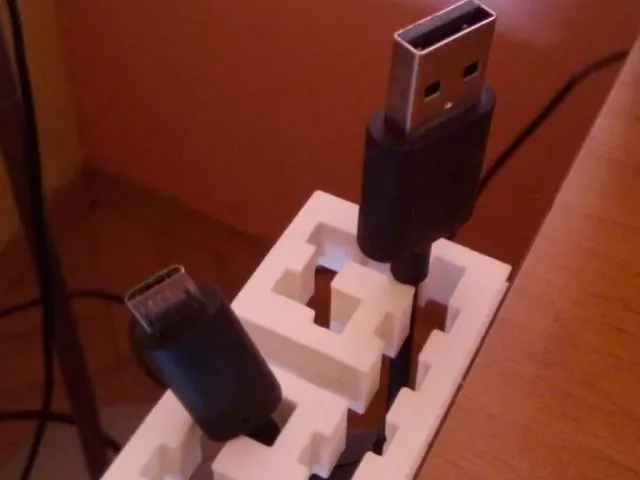 USB holder - Greek Motive
