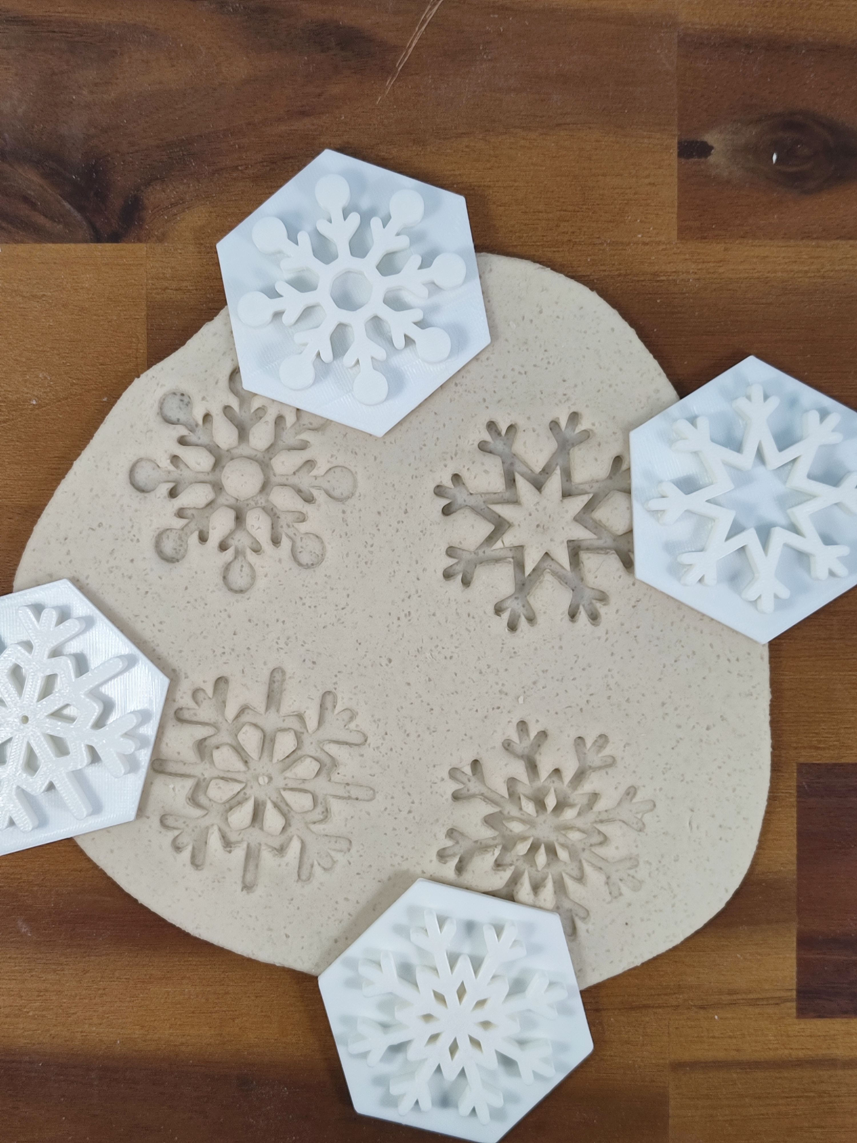 Snowflake cookie cutters 4 pcs