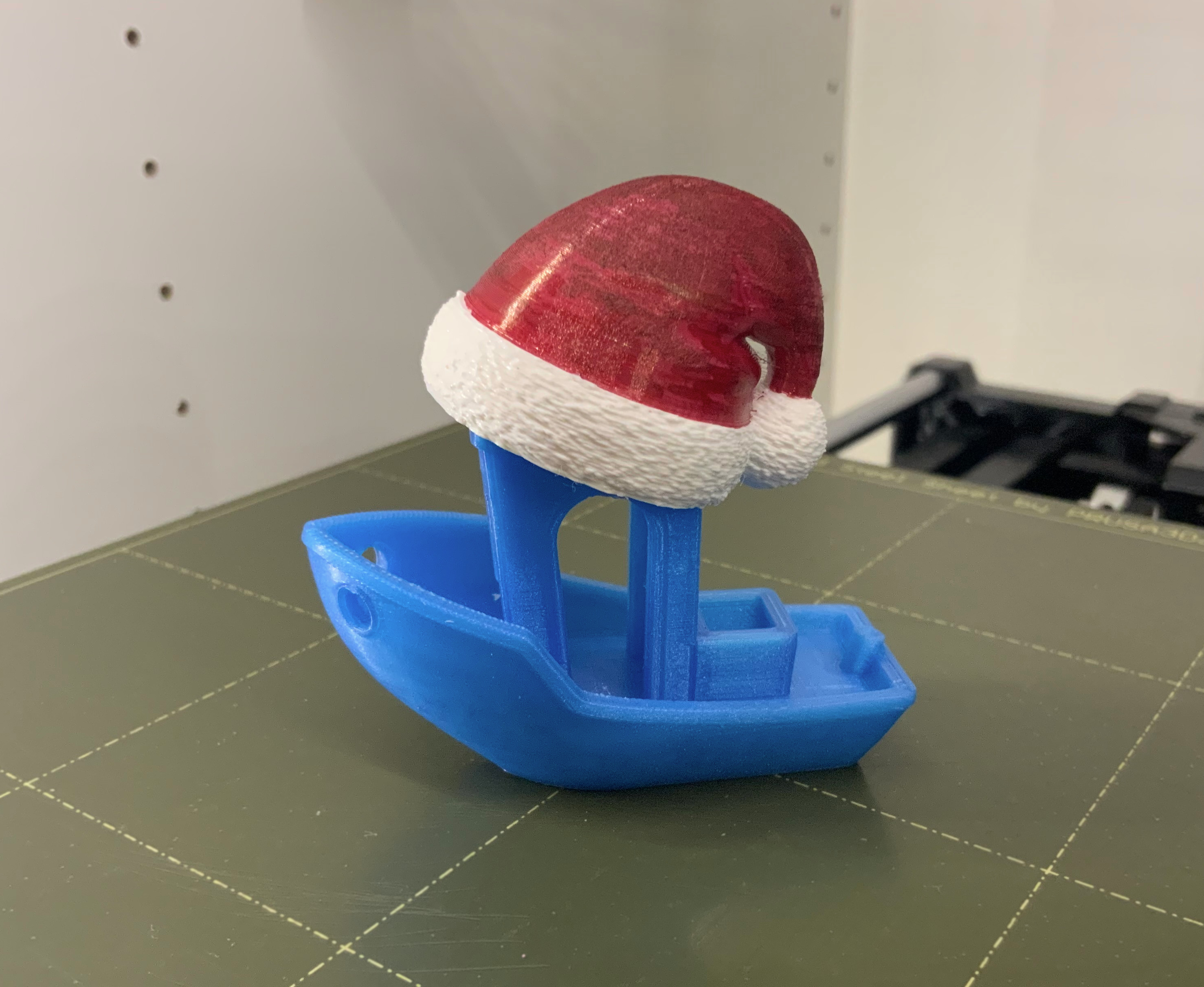 Santa Hat for your Benchy