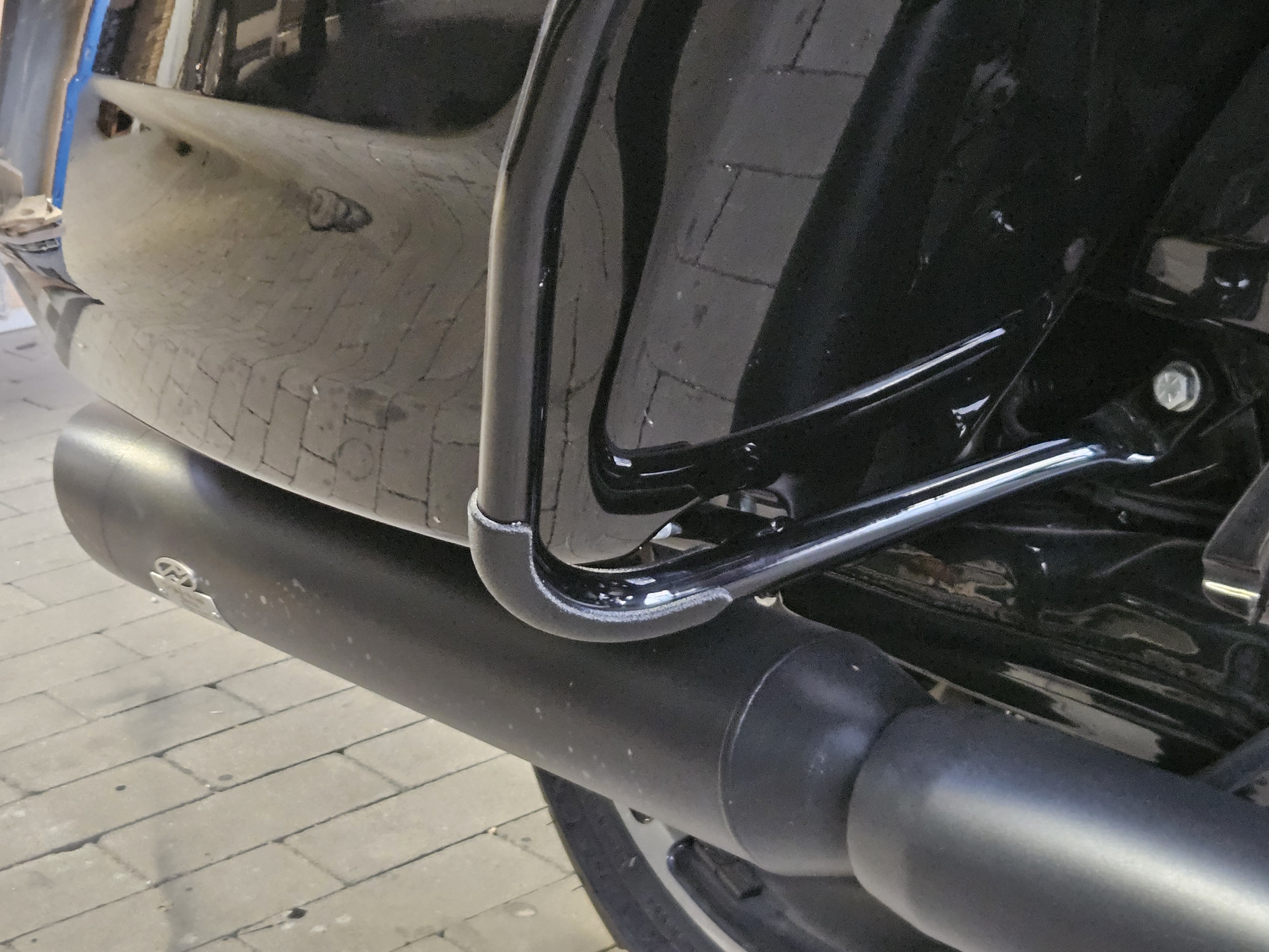 Harley Davidson touring crash bars protector REAR