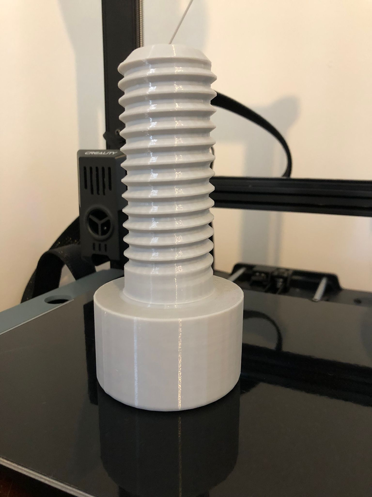Oversize bolt container