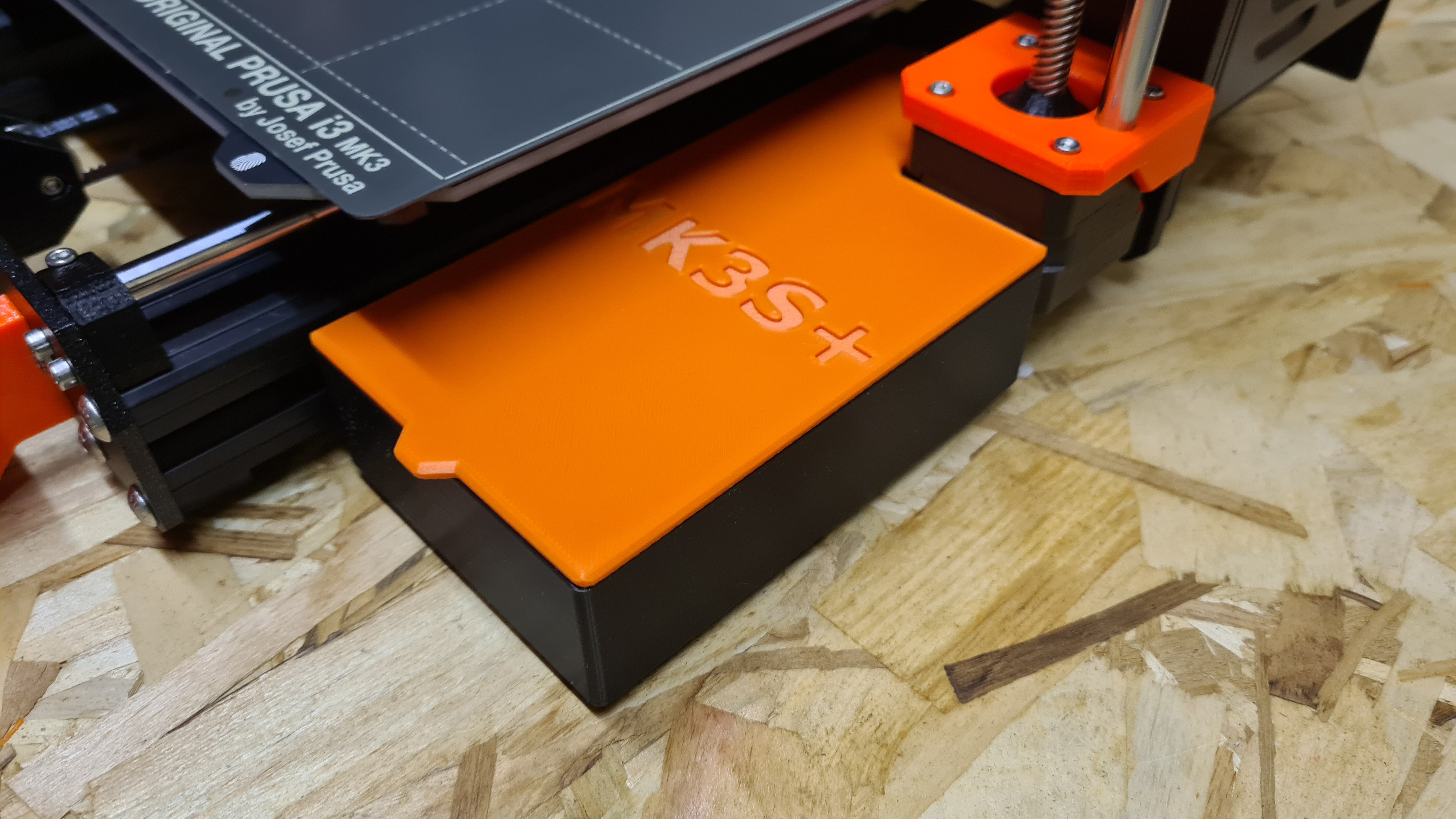 Boîte à outils clipsable pour Prusa MK3S+ - Clip-on toolbox for Prusa MK3S+