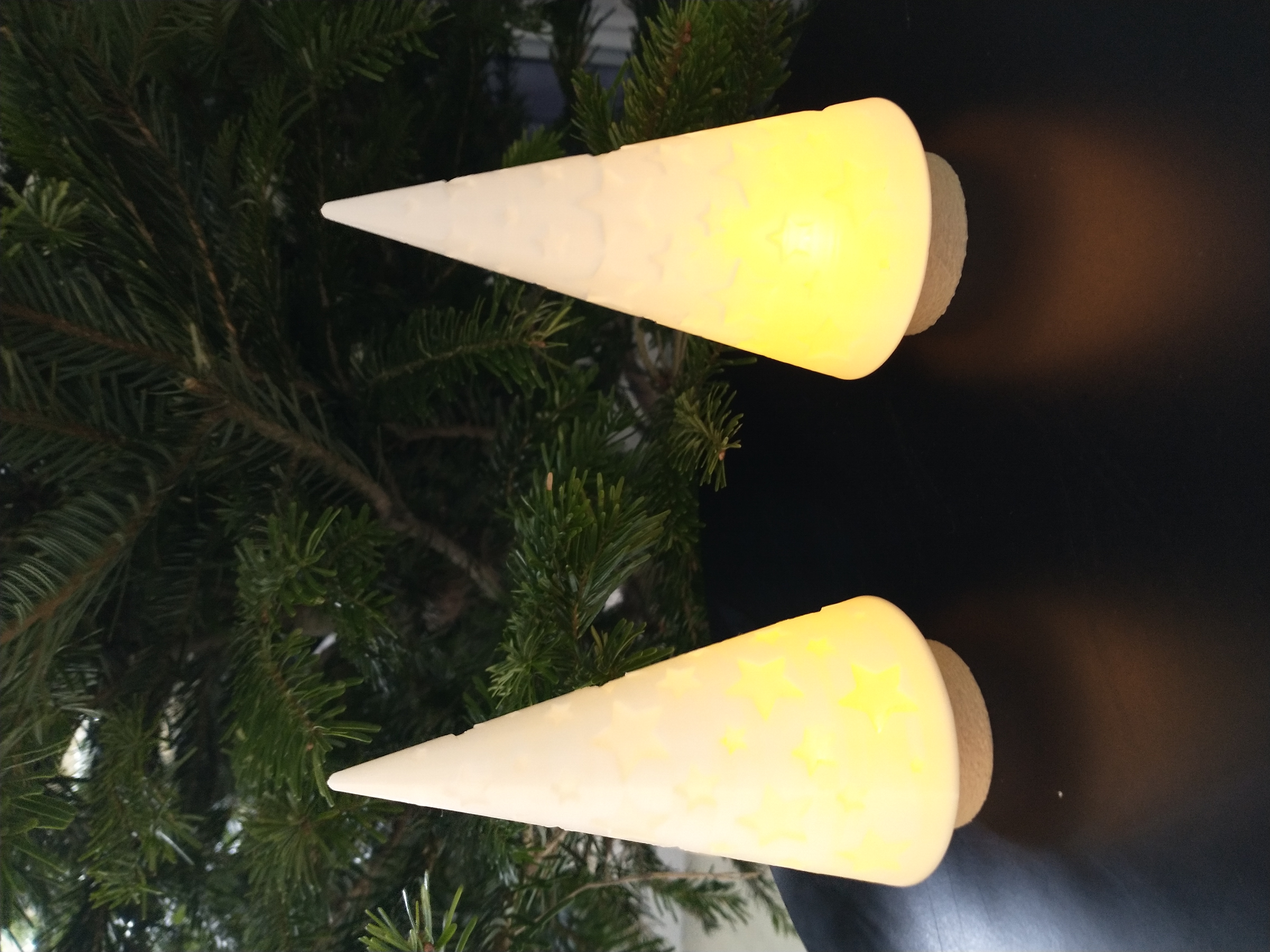 Miniatura 2 do modelo 3D Christmas Tree tea light