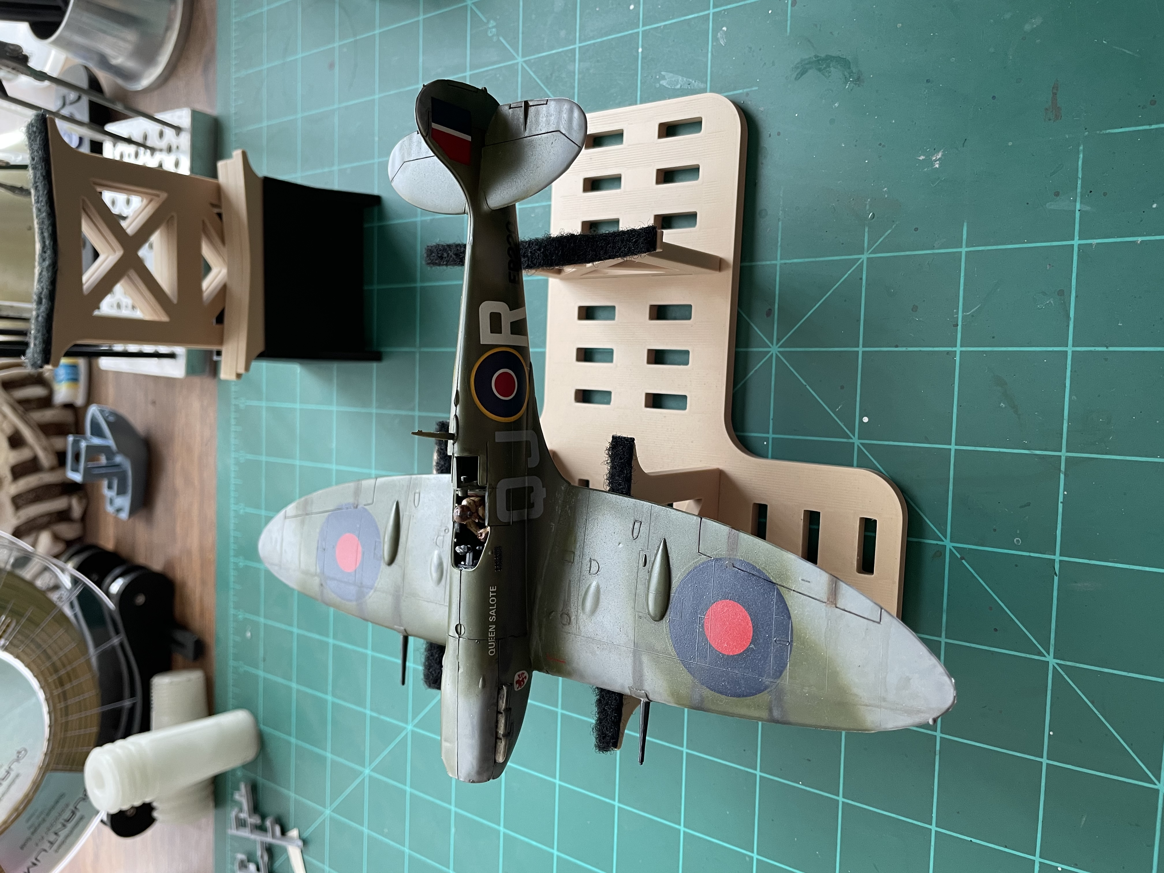 Model Plane Build Stand