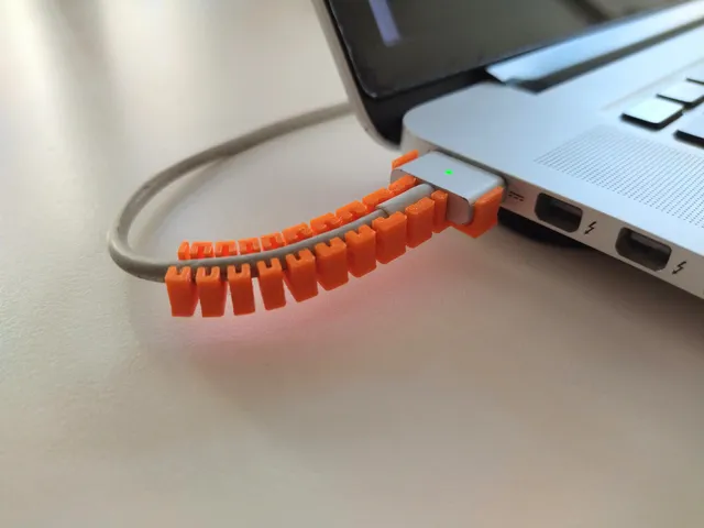 Magsafe 2 reinforcer