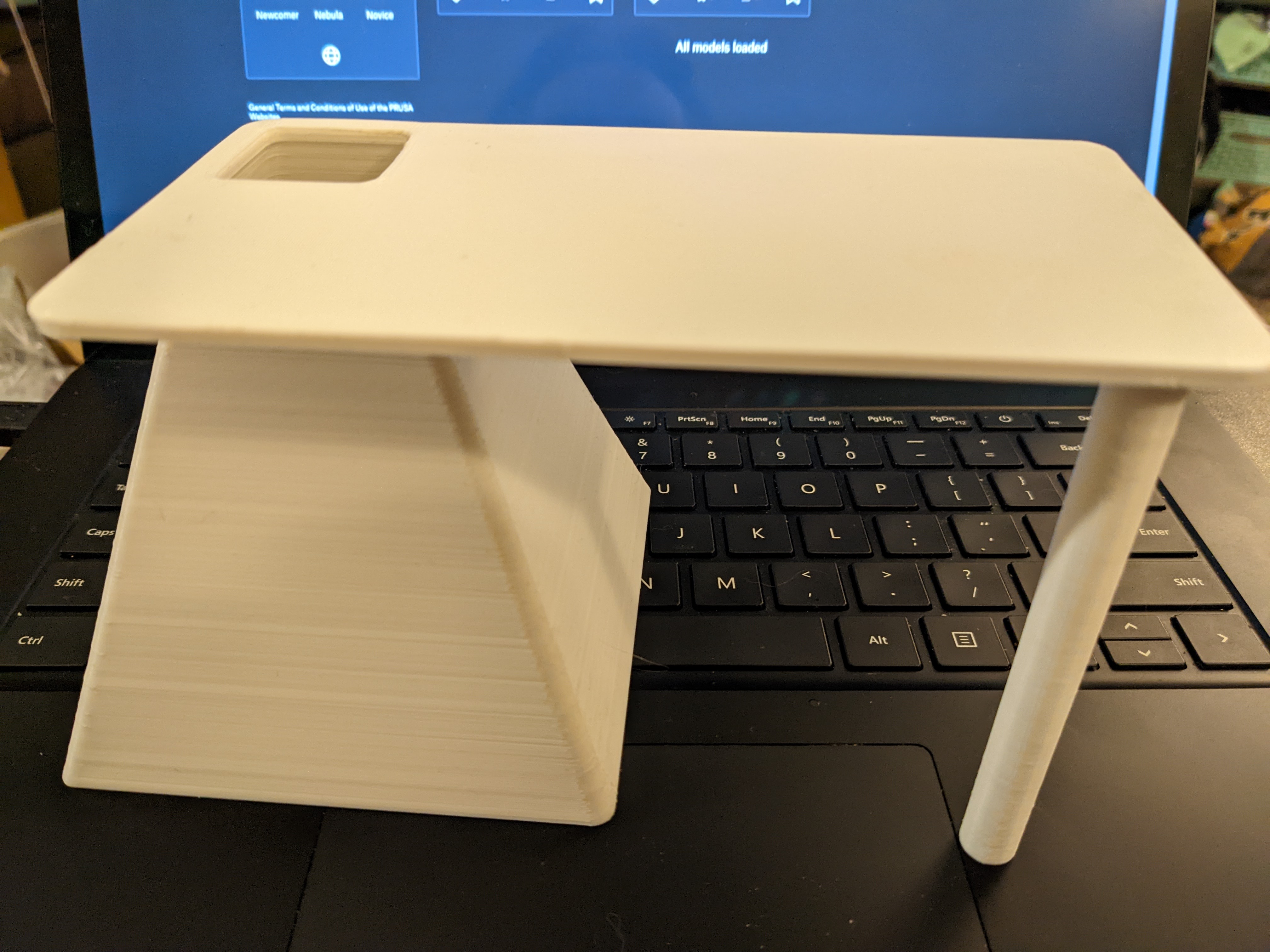 Straight On Phone Holder v2