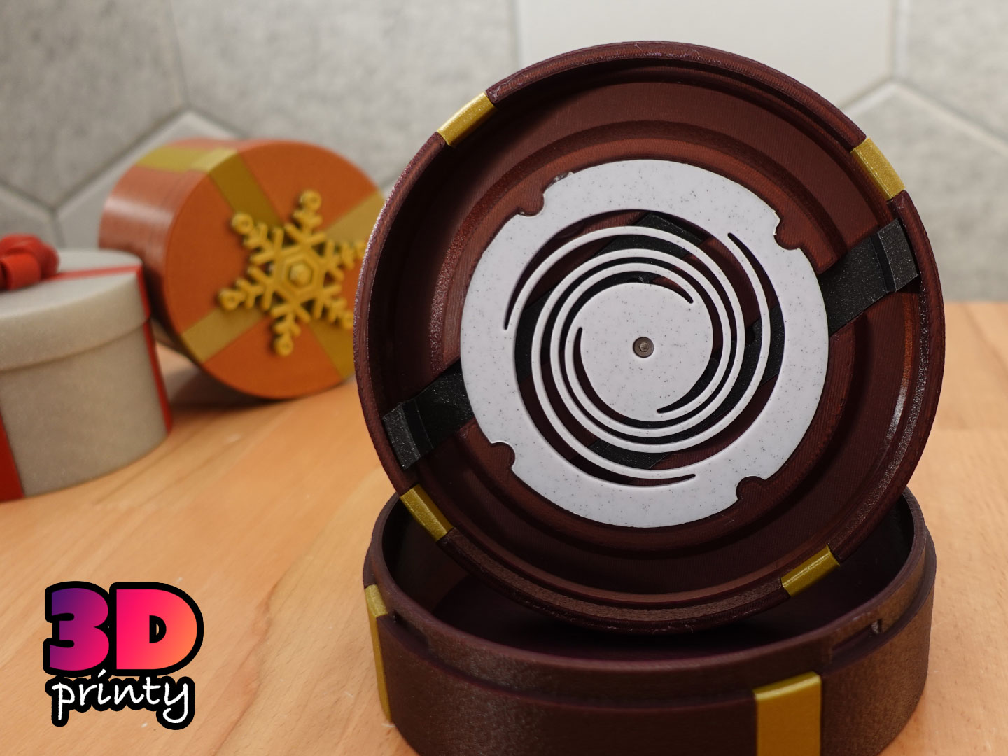 Cylinder Twist Lock Present - Large